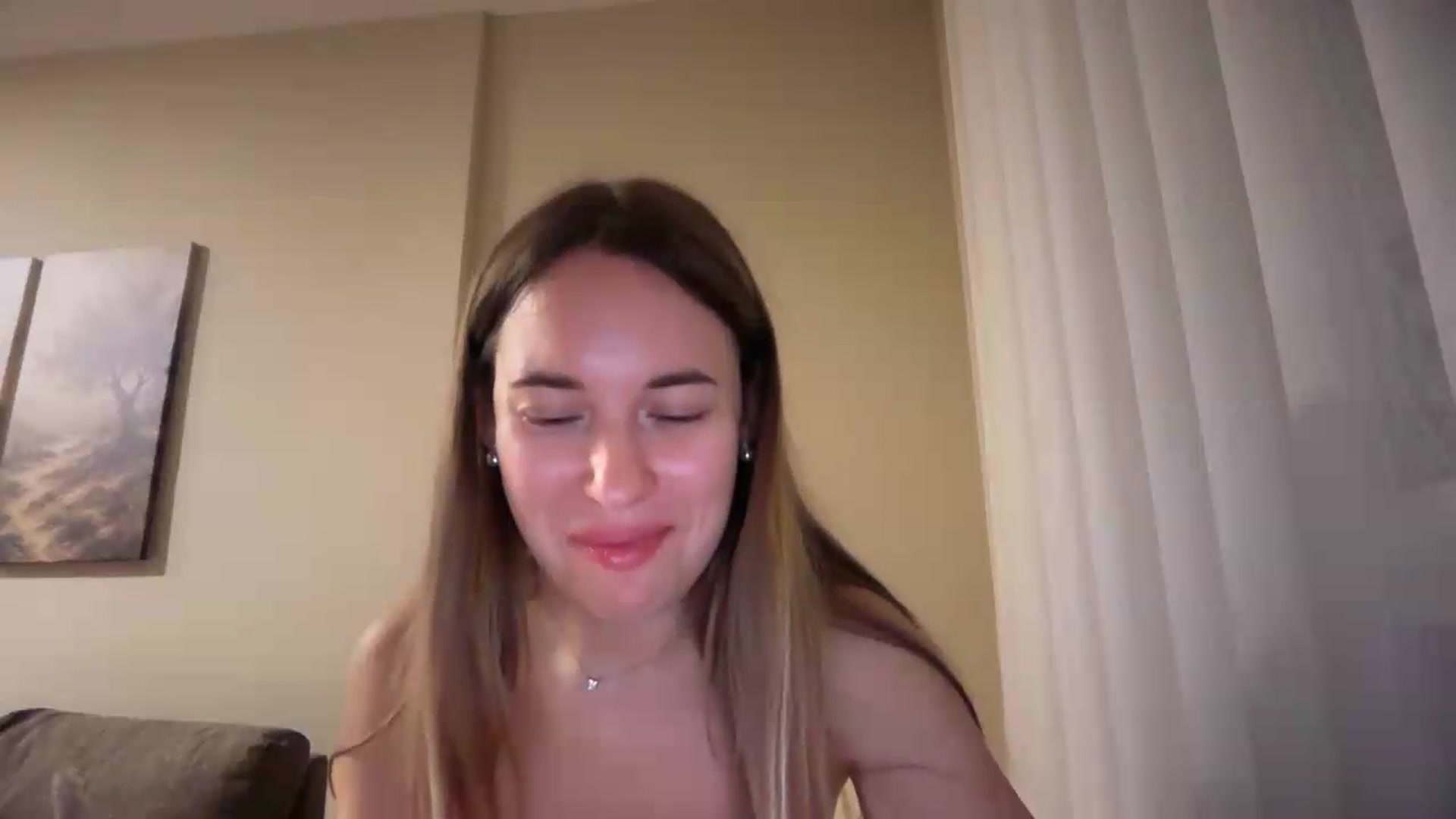 Gallery image thumbnail from SkySunFlower's myfreecams stream on, 08/01/2026, 24:01 image 6 of 20