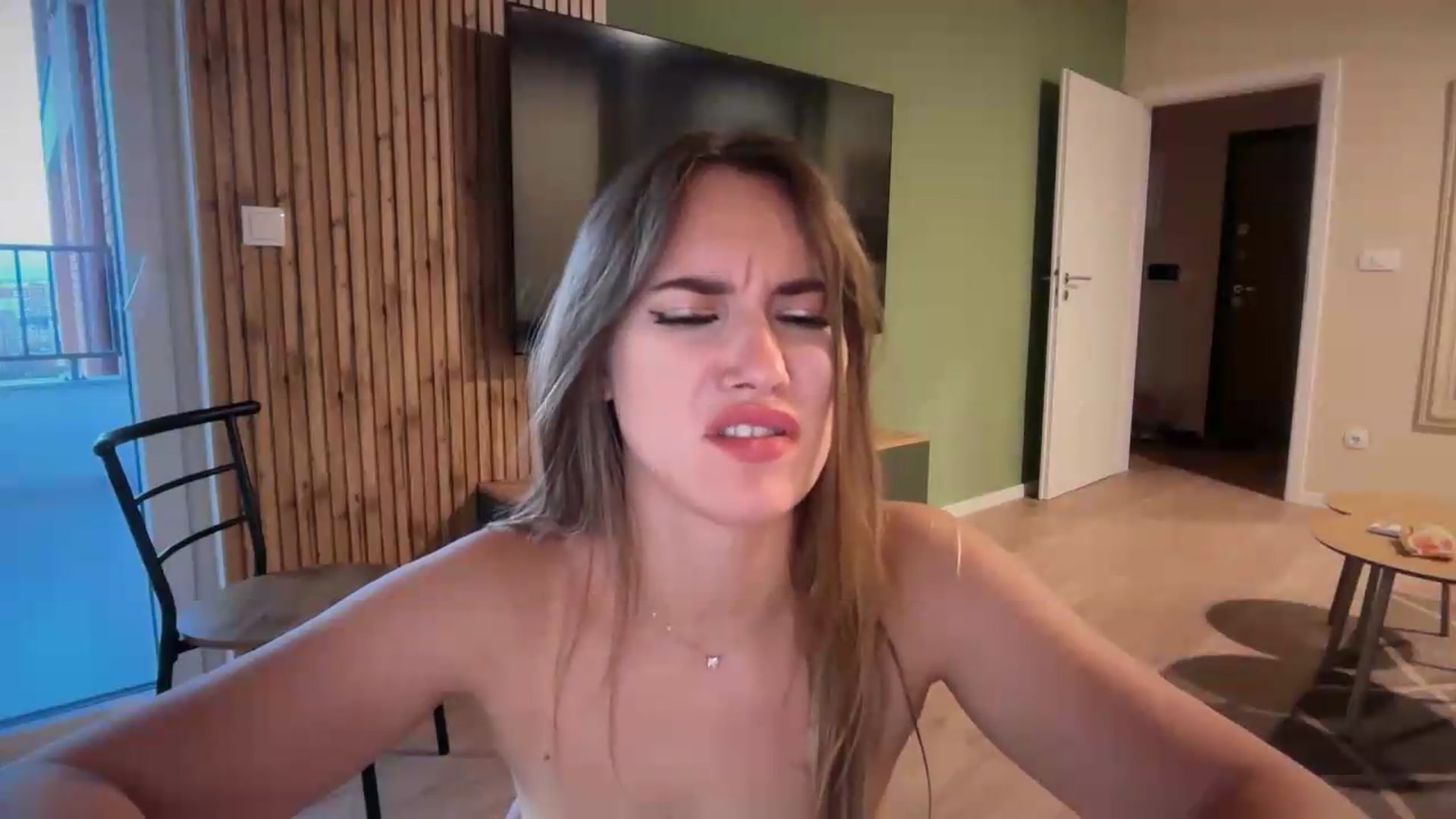 Gallery image thumbnail from SkySunFlower's myfreecams stream on, 08/02/2026, 03:45 image 12 of 20