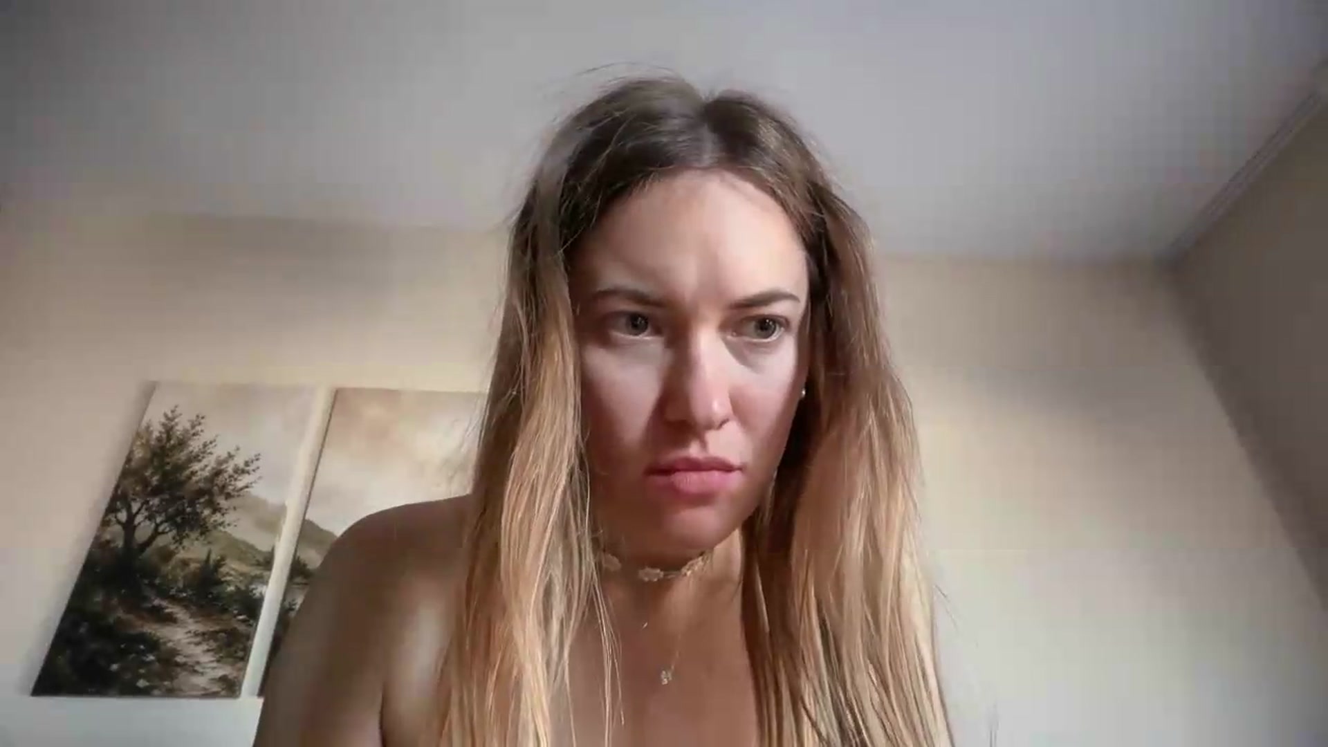 Gallery image thumbnail from SkySunFlower's myfreecams stream on, 08/03/2026, 06:03 image 6 of 20