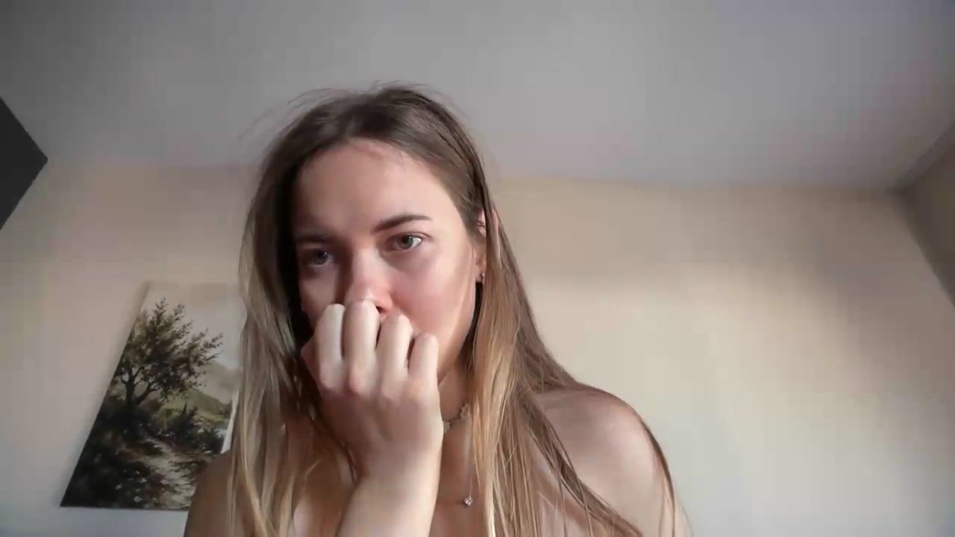 Gallery image thumbnail from SkySunFlower's myfreecams stream on, 08/03/2026, 06:03 image 15 of 20
