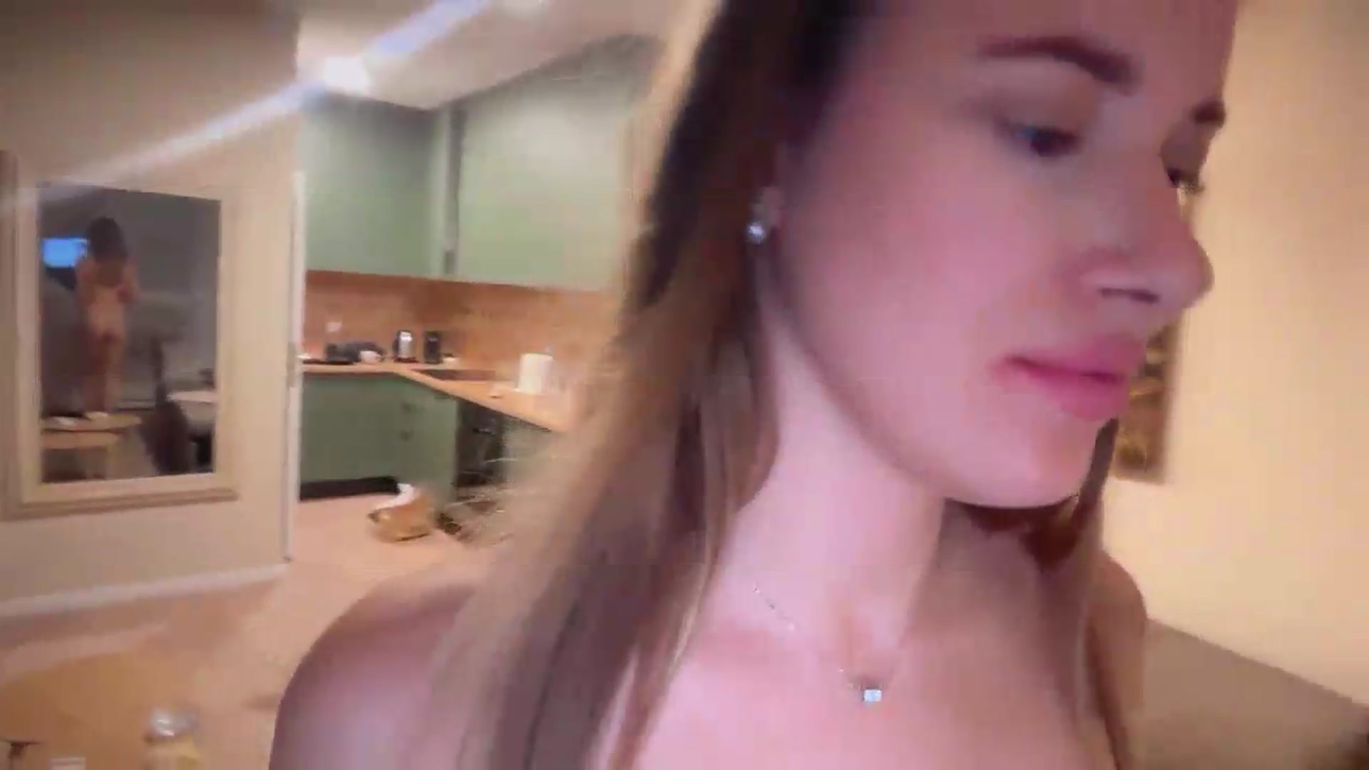 Gallery image thumbnail from SkySunFlower's myfreecams stream on, 08/07/2026, 02:03 image 3 of 20