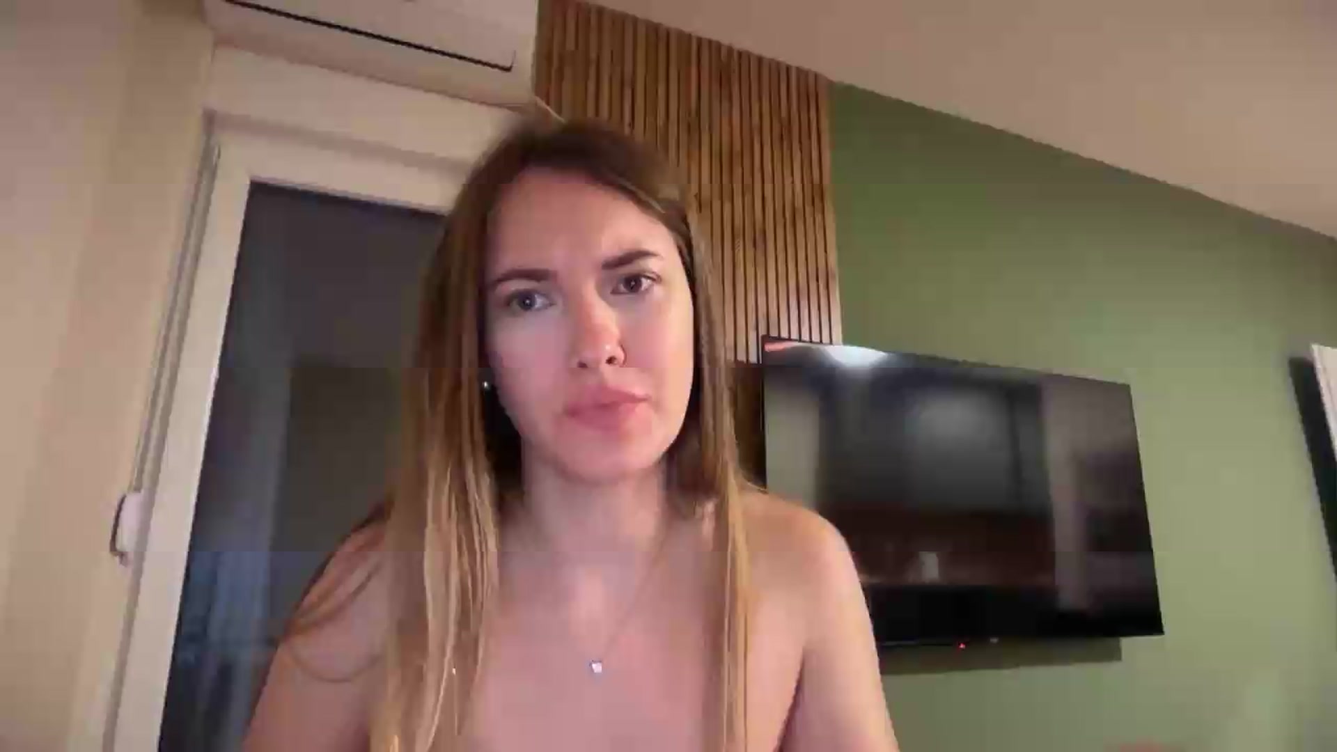 Gallery image thumbnail from SkySunFlower's myfreecams stream on, 08/07/2026, 03:12 image 16 of 20