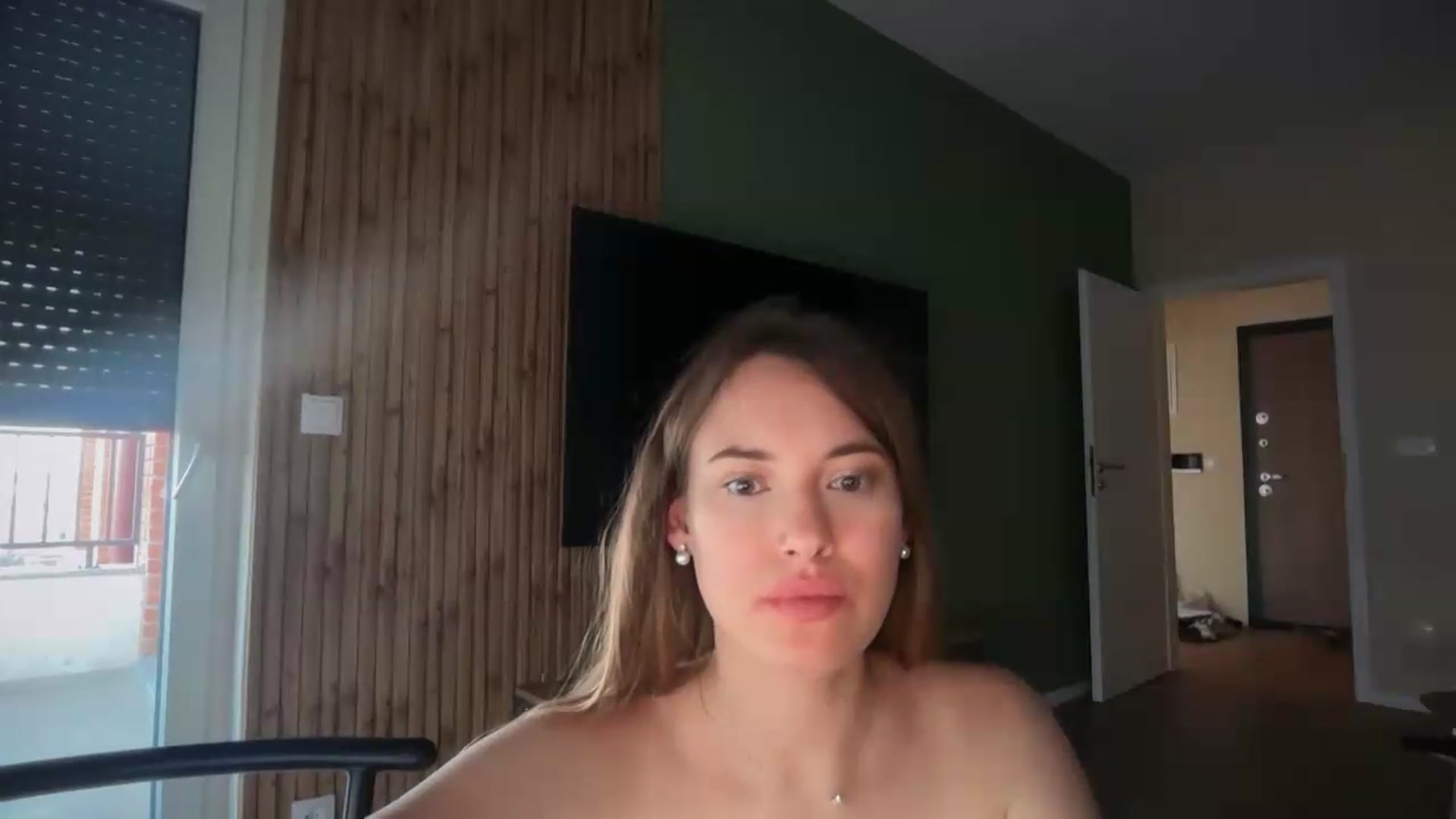 Gallery image thumbnail from SkySunFlower's myfreecams stream on, 08/07/2026, 05:56 image 5 of 20