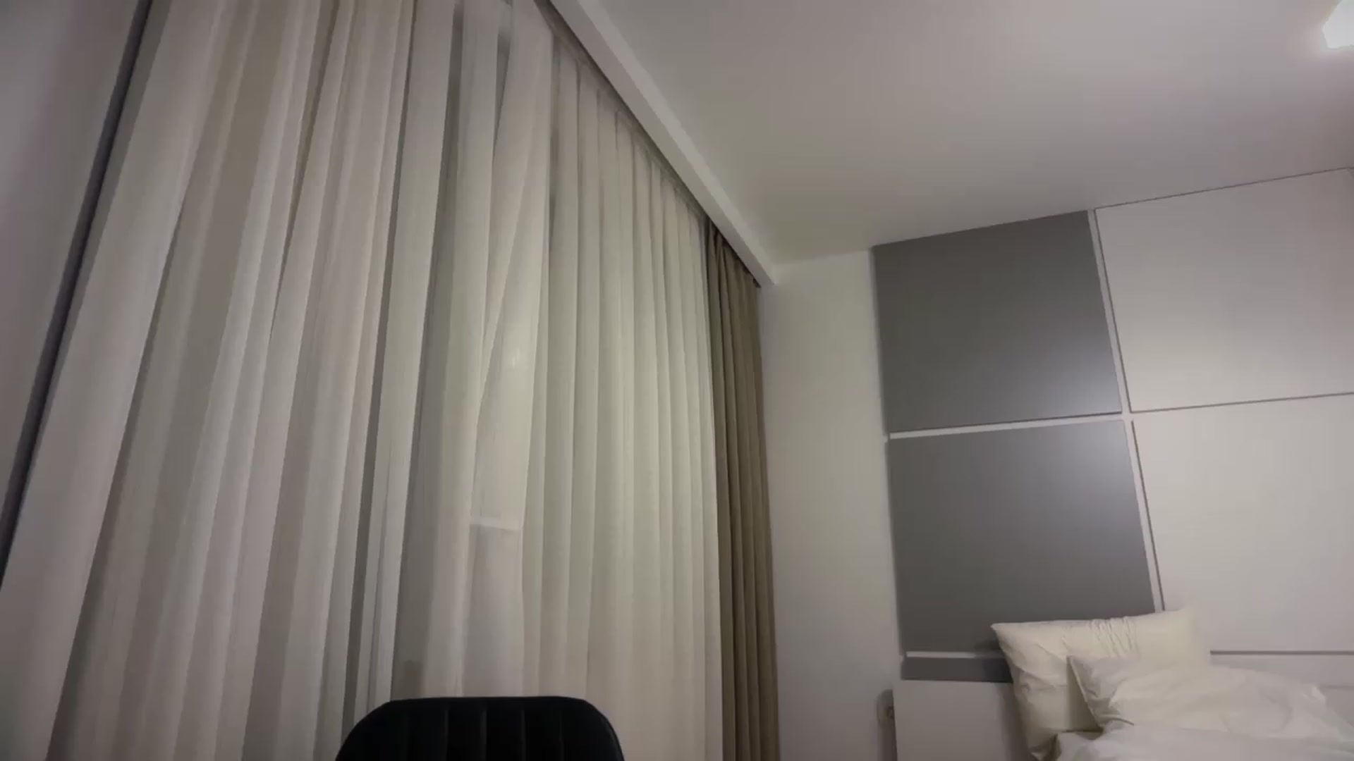 Gallery image thumbnail from SkySunFlower's myfreecams stream on, 08/08/2026, 03:57 image 6 of 20