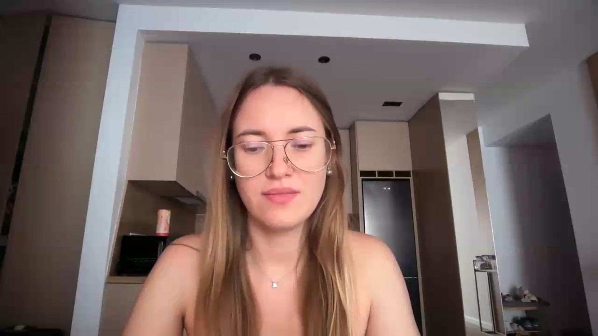 Gallery image thumbnail from SkySunFlower's myfreecams stream on, 08/14/2026, 06:44 image 20 of 20