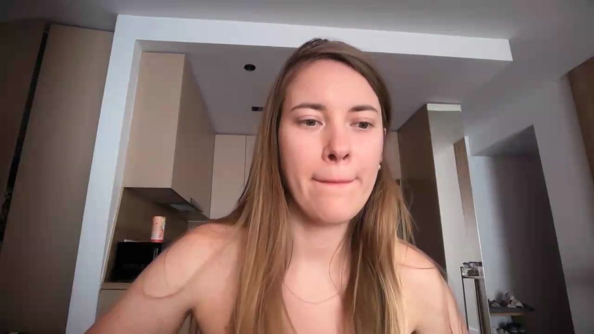Gallery image thumbnail from SkySunFlower's myfreecams stream on, 08/14/2026, 07:12 image 18 of 20