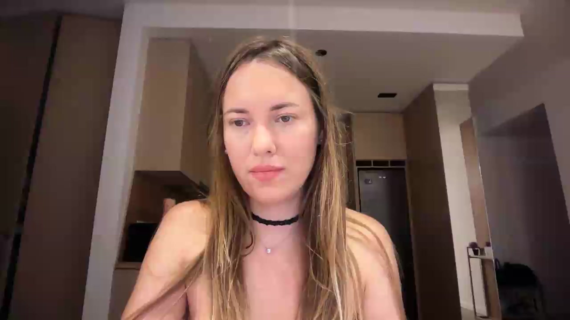 Gallery image thumbnail from SkySunFlower's myfreecams stream on, 08/22/2026, 03:20 image 1 of 20