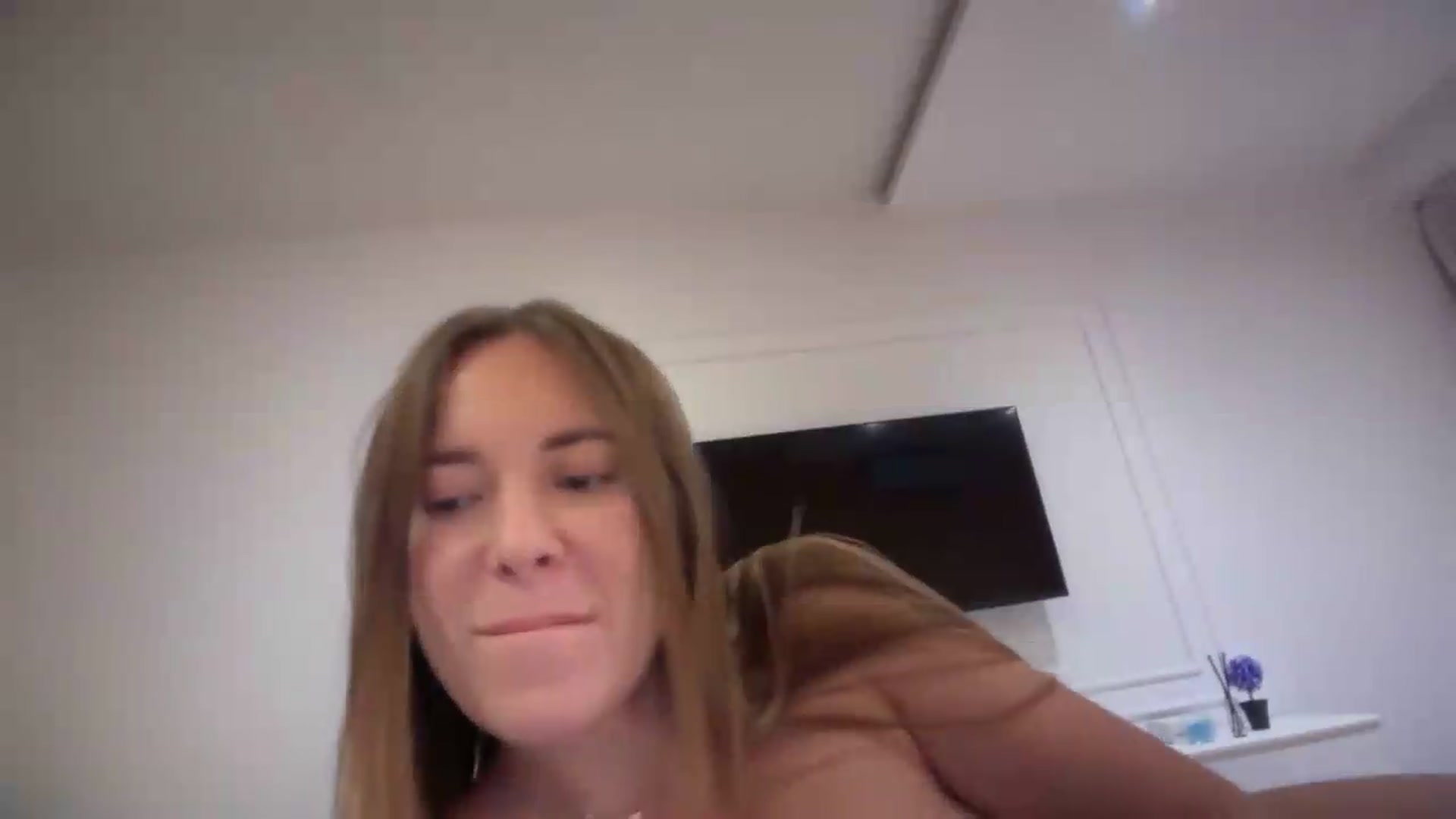 Gallery image thumbnail from SkySunFlower's myfreecams stream on, 08/23/2026, 03:43 image 6 of 20