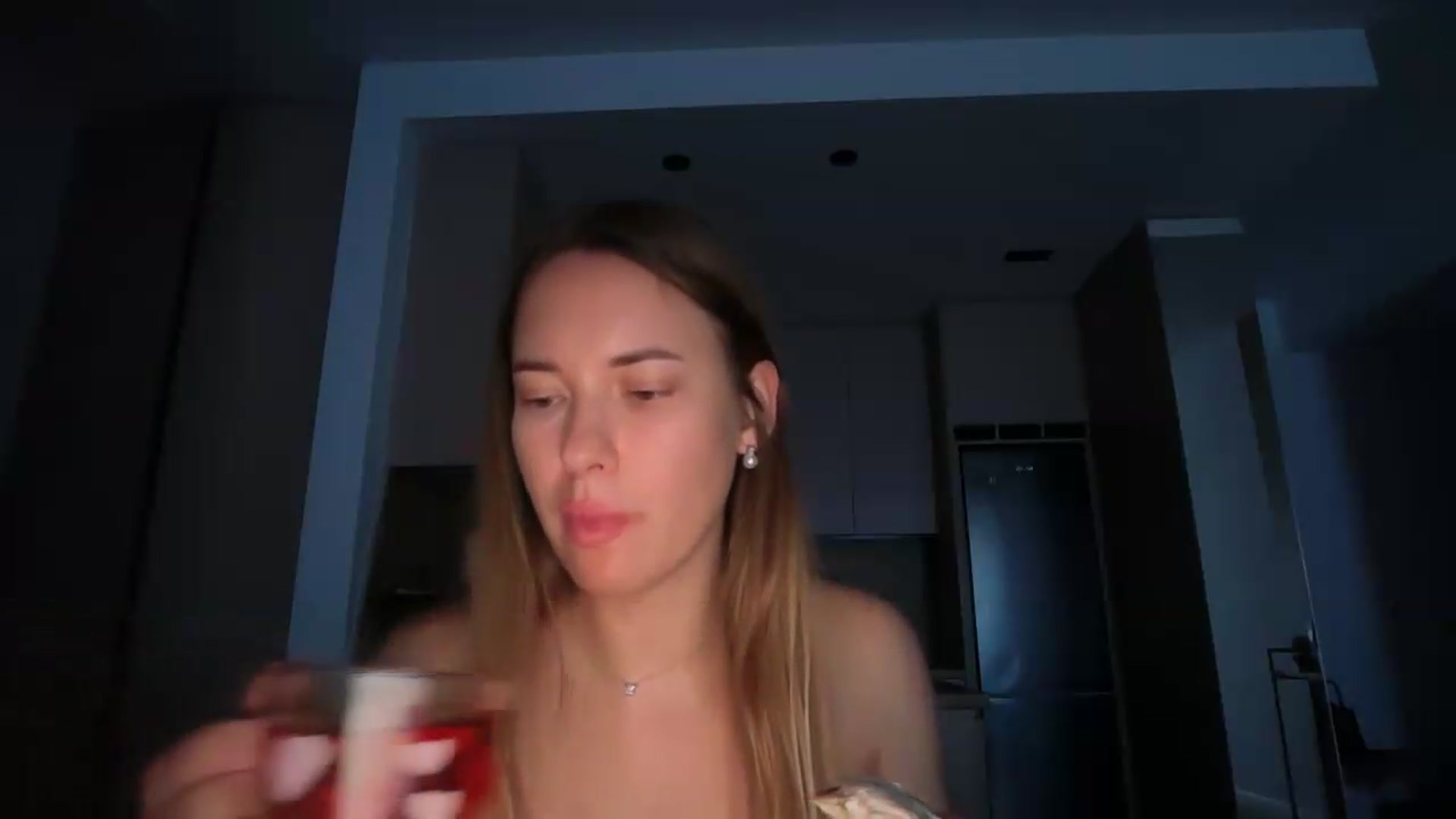 Gallery image thumbnail from SkySunFlower's myfreecams stream on, 08/26/2026, 04:56 image 7 of 20