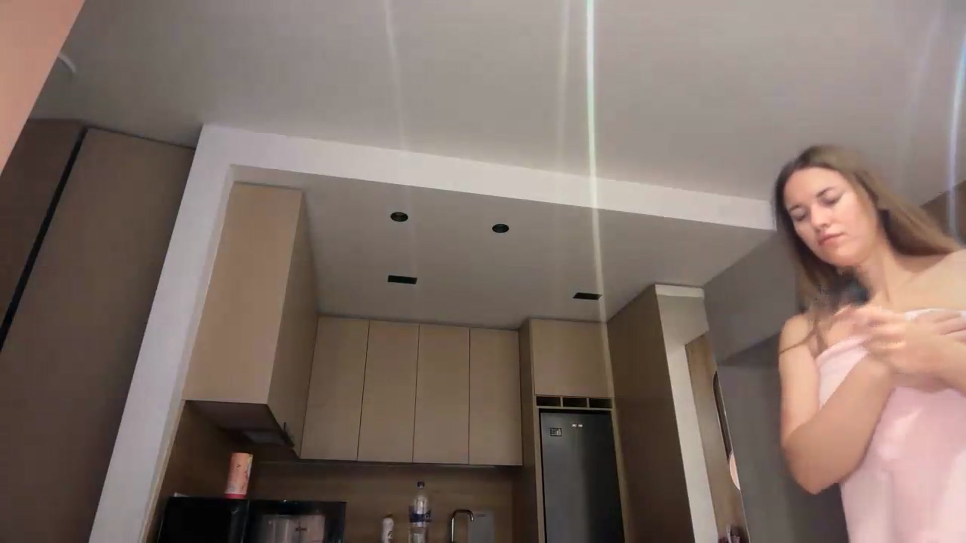 Gallery image thumbnail from SkySunFlower's myfreecams stream on, 08/26/2026, 23:27 image 7 of 20