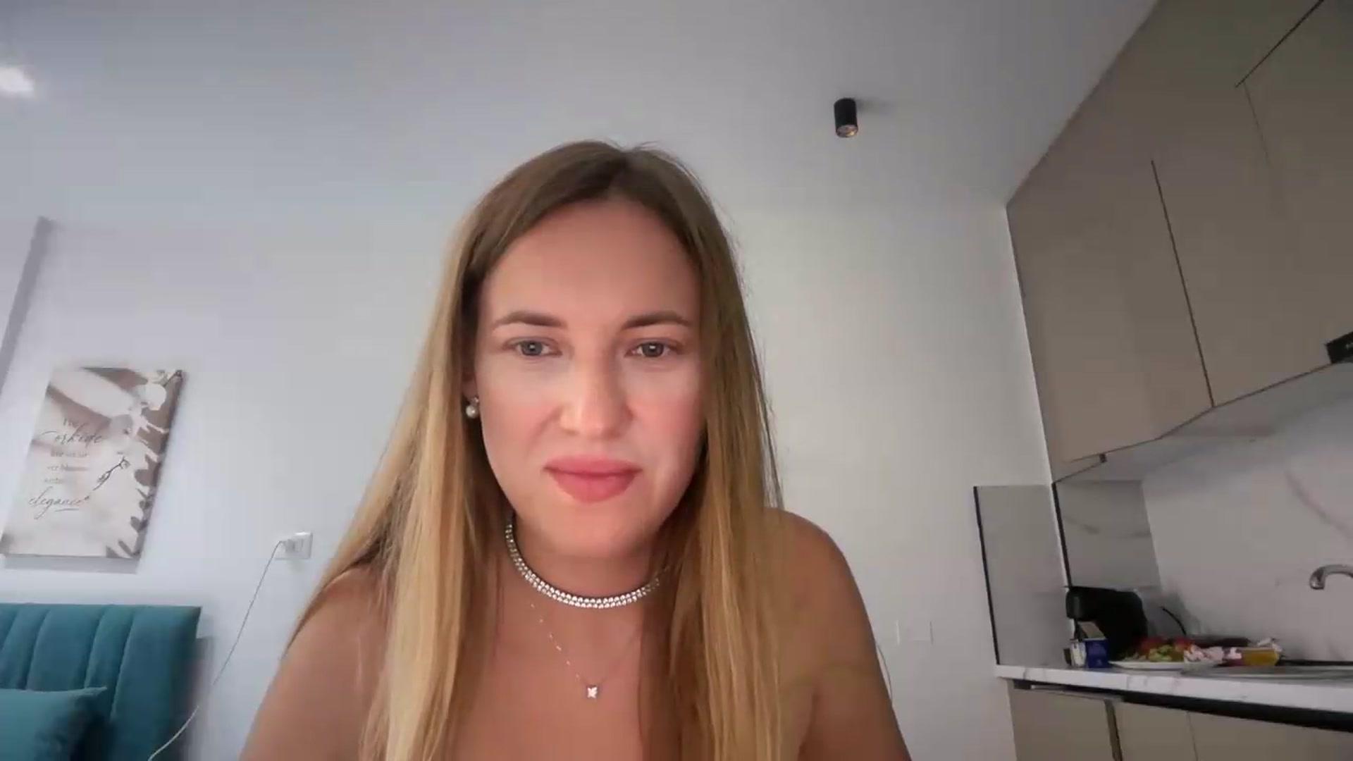 Gallery image thumbnail from SkySunFlower's myfreecams stream on, 09/04/2026, 24:59 image 7 of 20