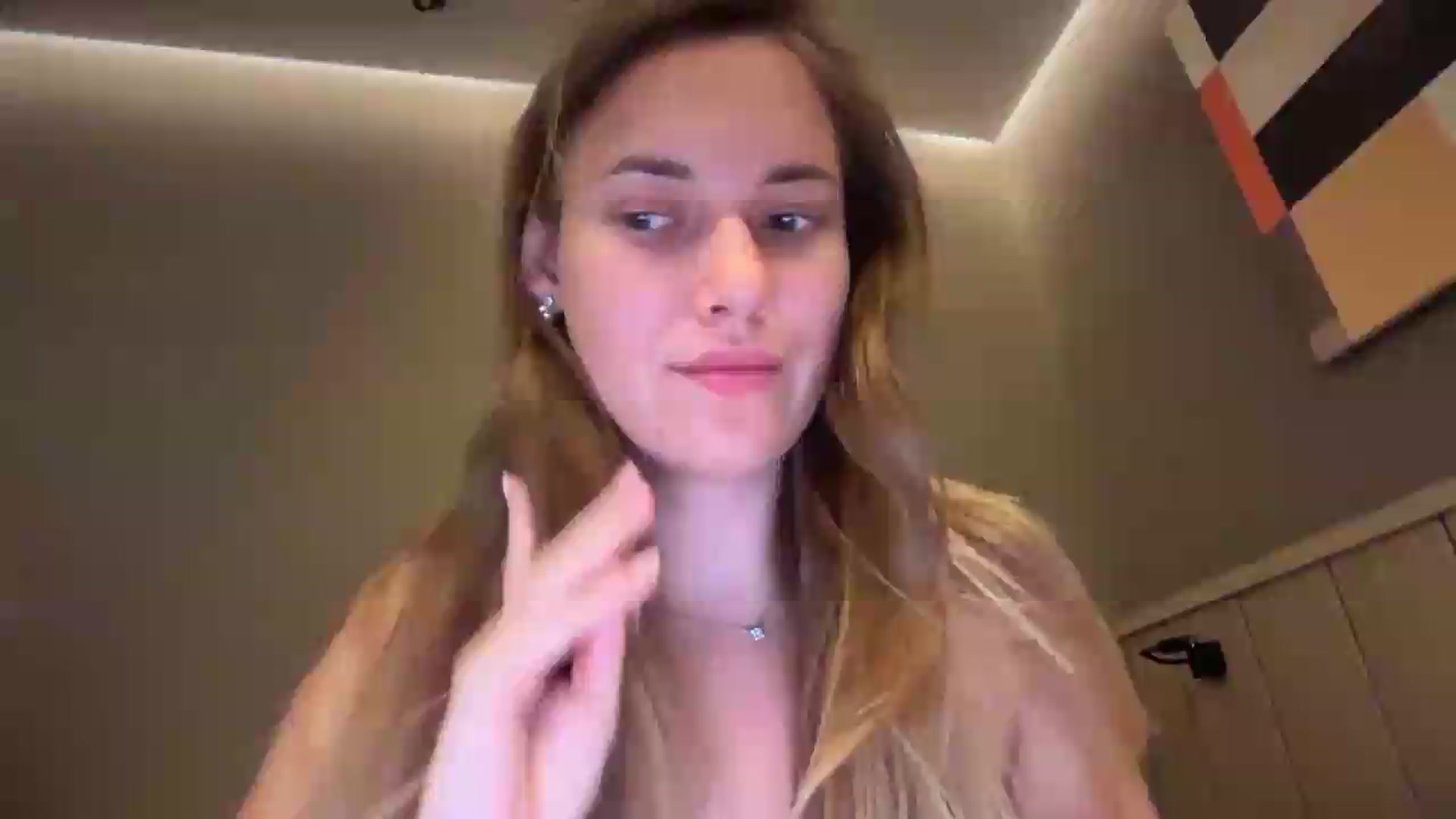 Gallery image thumbnail from SkySunFlower's myfreecams stream on, 09/07/2026, 02:00 image 1 of 20