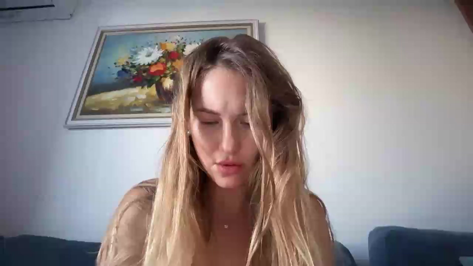 Gallery image thumbnail from SkySunFlower's myfreecams stream on, 09/08/2026, 13:58 image 13 of 20
