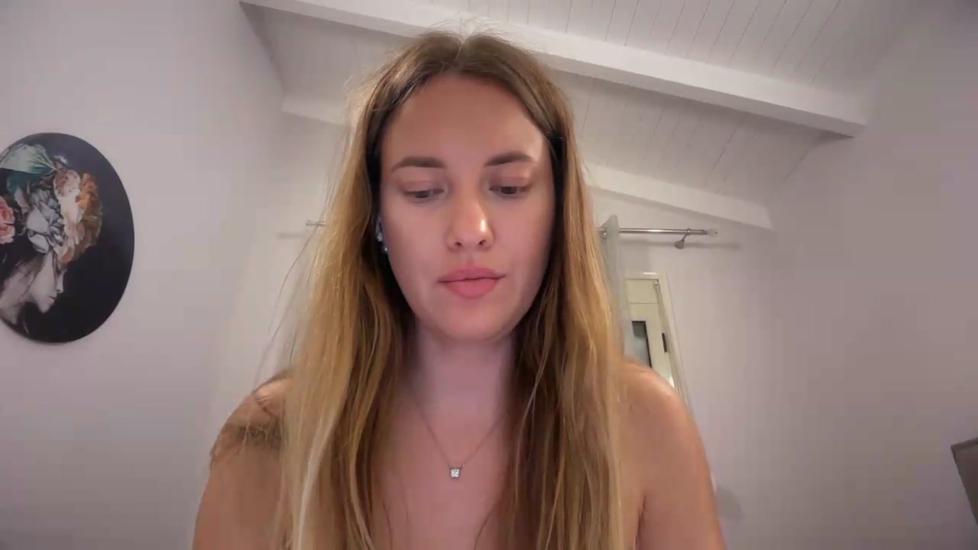 Gallery image thumbnail from SkySunFlower's myfreecams stream on, 09/10/2026, 23:34 image 17 of 20
