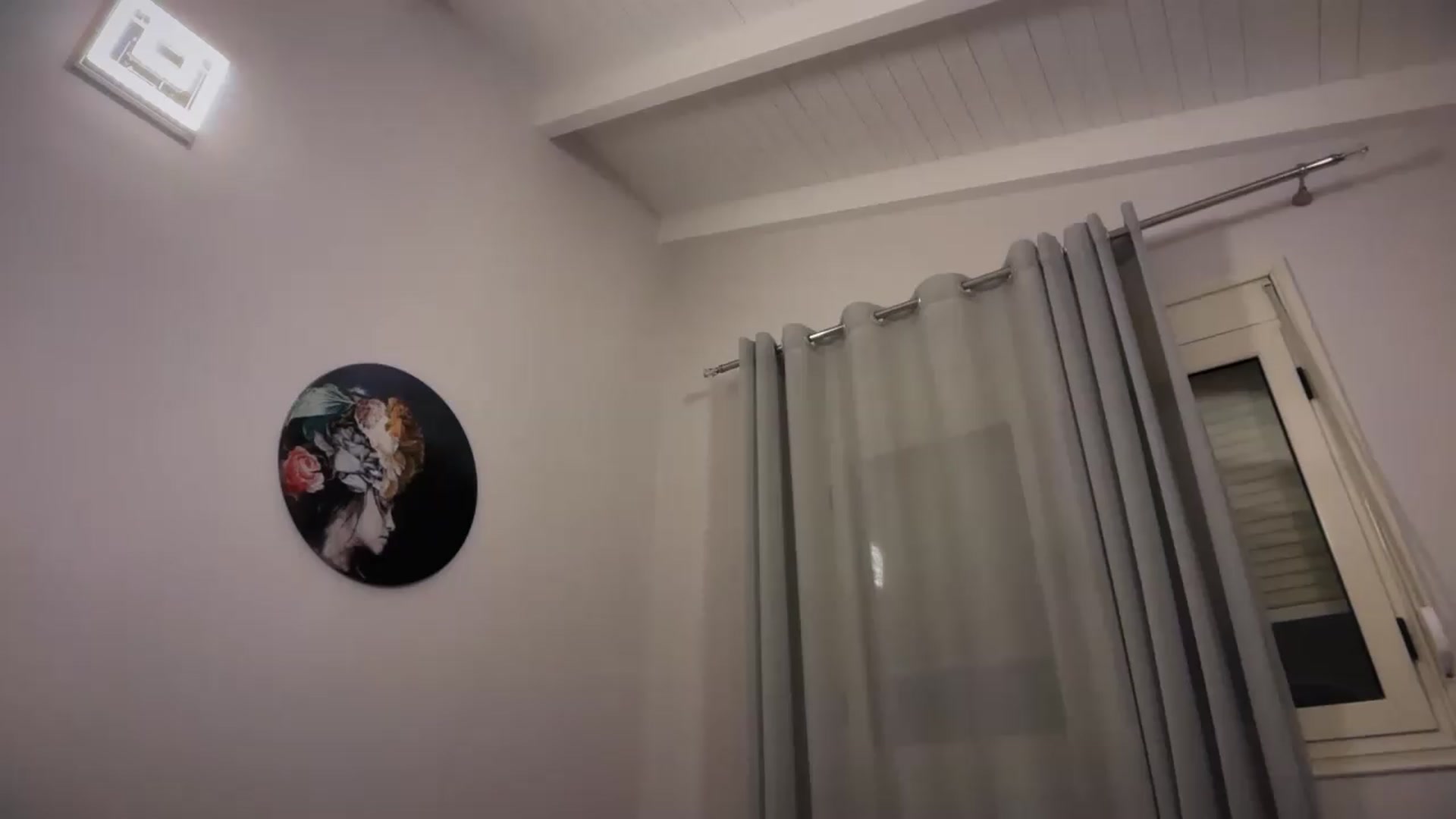 Gallery image thumbnail from SkySunFlower's myfreecams stream on, 09/12/2026, 24:17 image 3 of 20