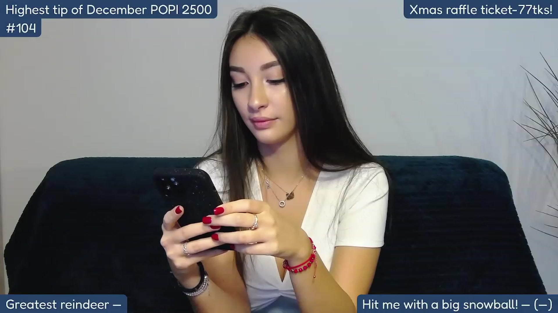 Gallery image thumbnail from SkyV_'s myfreecams stream on, 12/21/2022, 14:12 image 7 of 20