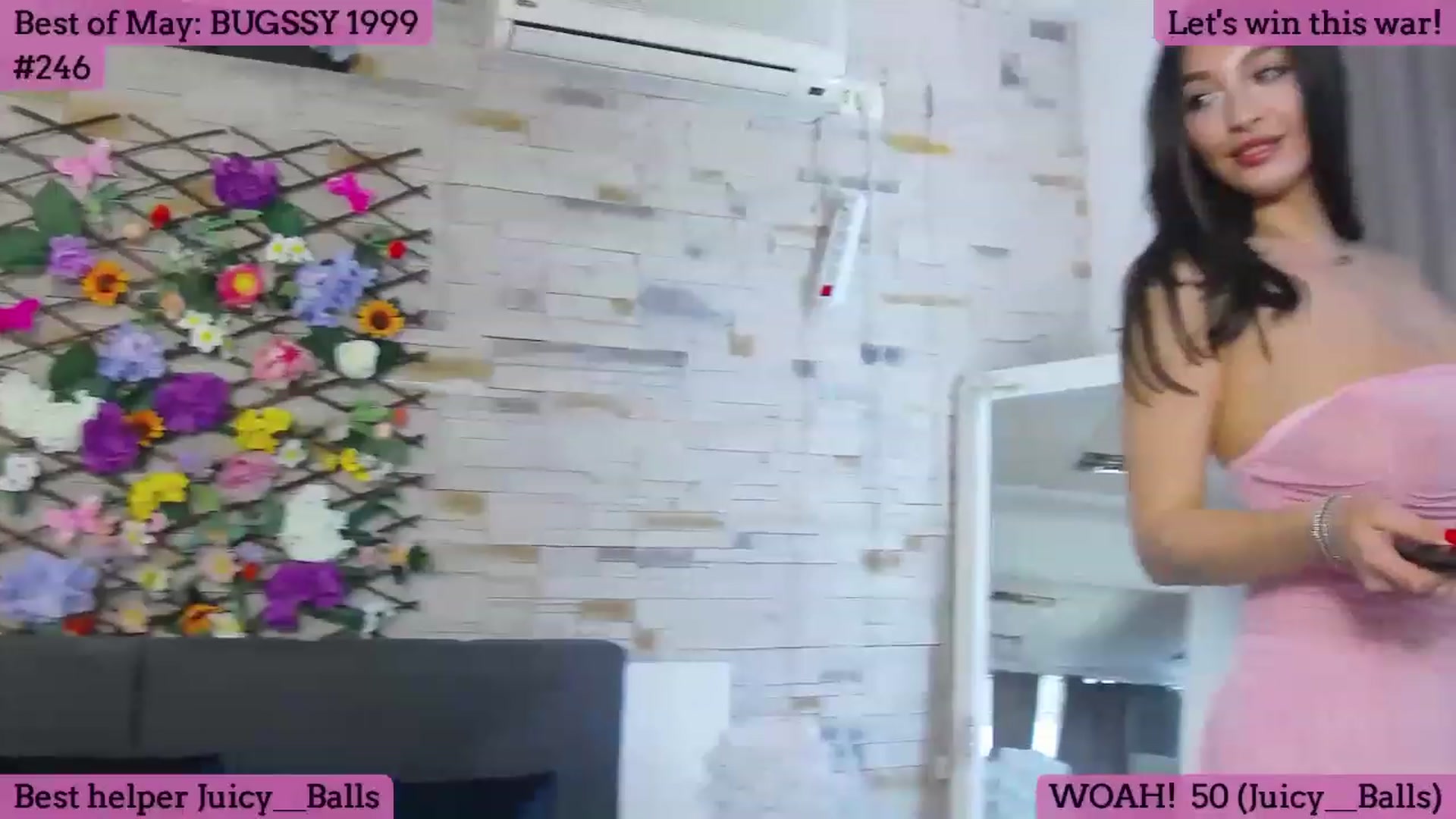 Gallery image thumbnail from SkyV_'s myfreecams stream on, 05/06/2023, 14:29 image 4 of 20