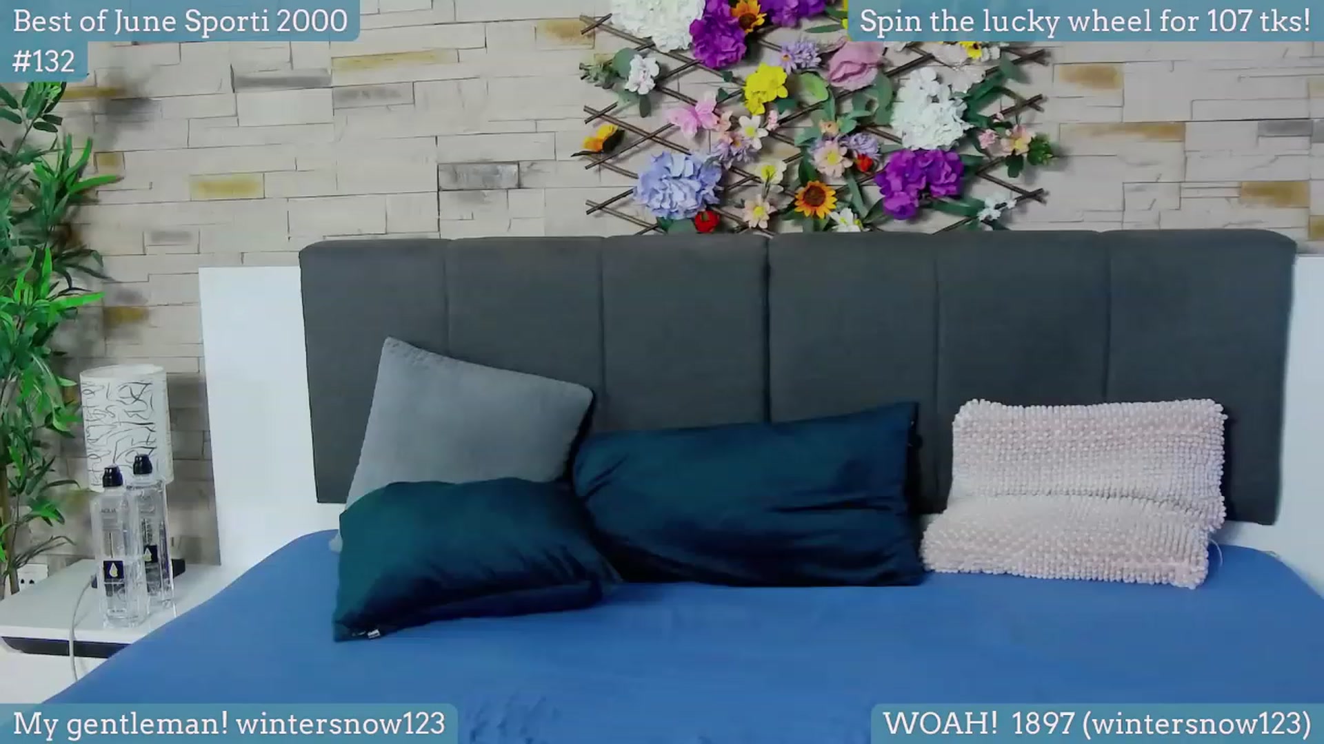 Gallery image thumbnail from SkyV_'s myfreecams stream on, 06/10/2023, 16:04 image 5 of 20