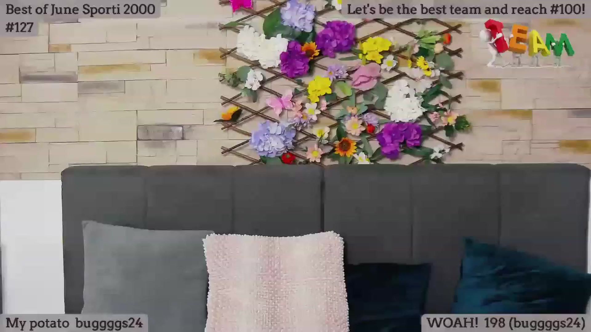 Gallery image thumbnail from SkyV_'s myfreecams stream on, 06/15/2023, 19:01 image 19 of 20