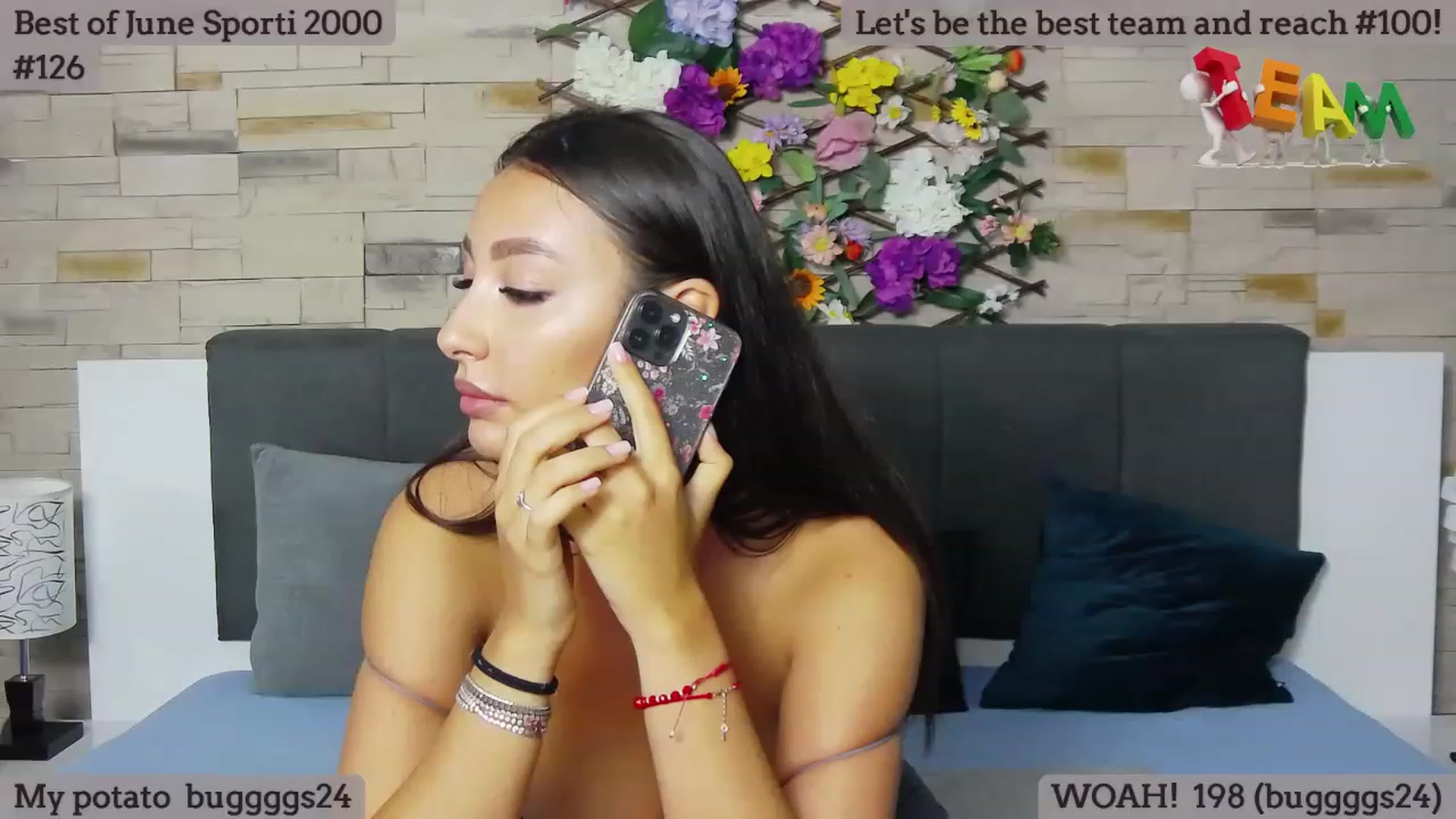Gallery image thumbnail from SkyV_'s myfreecams stream on, 06/15/2023, 19:23 image 12 of 20