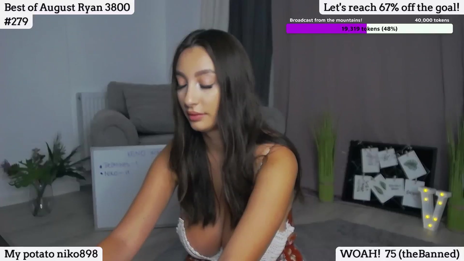 Gallery image thumbnail from SkyV_'s myfreecams stream on, 08/07/2023, 18:43 image 2 of 20