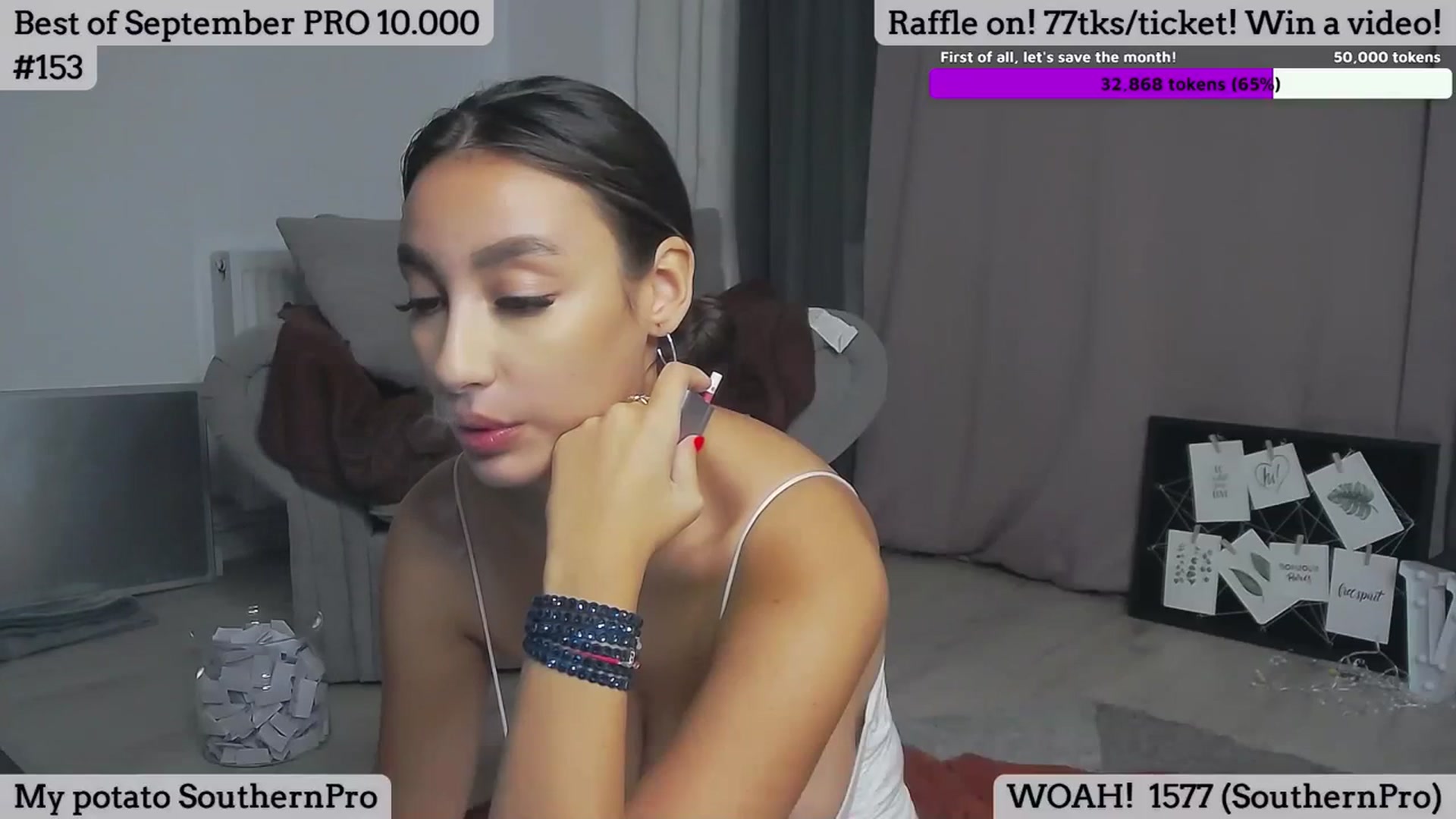Gallery image thumbnail from SkyV_'s myfreecams stream on, 09/29/2023, 18:21 image 13 of 20