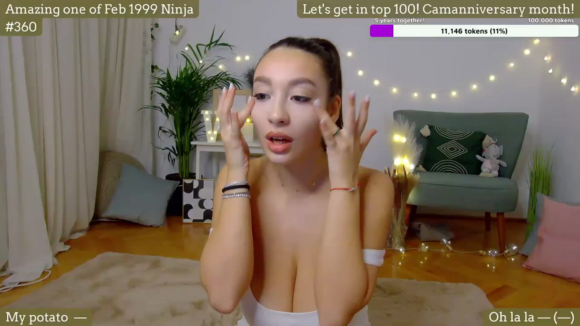 Gallery image thumbnail from SkyV_'s myfreecams stream on, 02/09/2024, 18:47 image 20 of 20