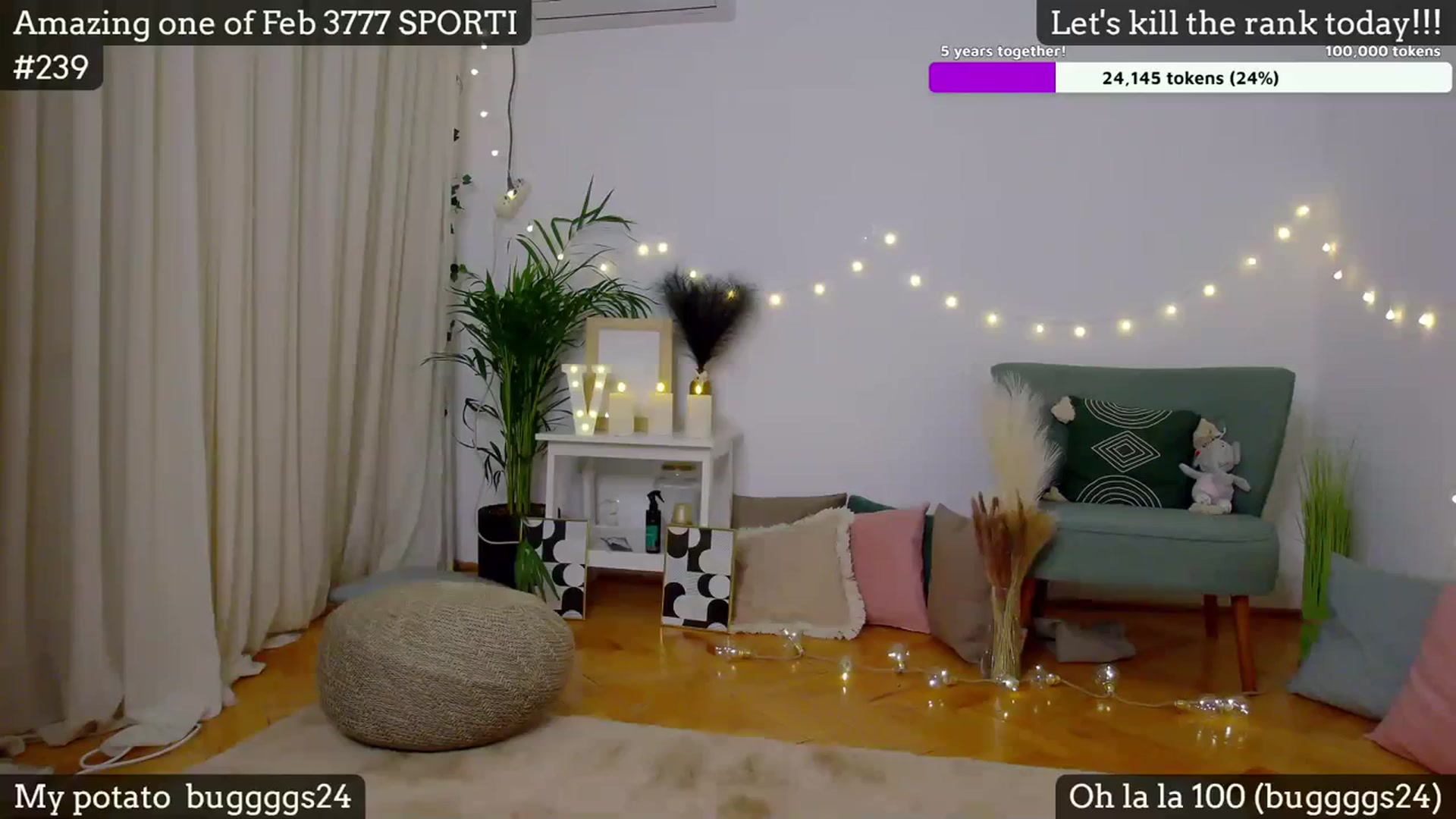 Gallery image thumbnail from SkyV_'s myfreecams stream on, 02/11/2024, 19:17 image 12 of 20