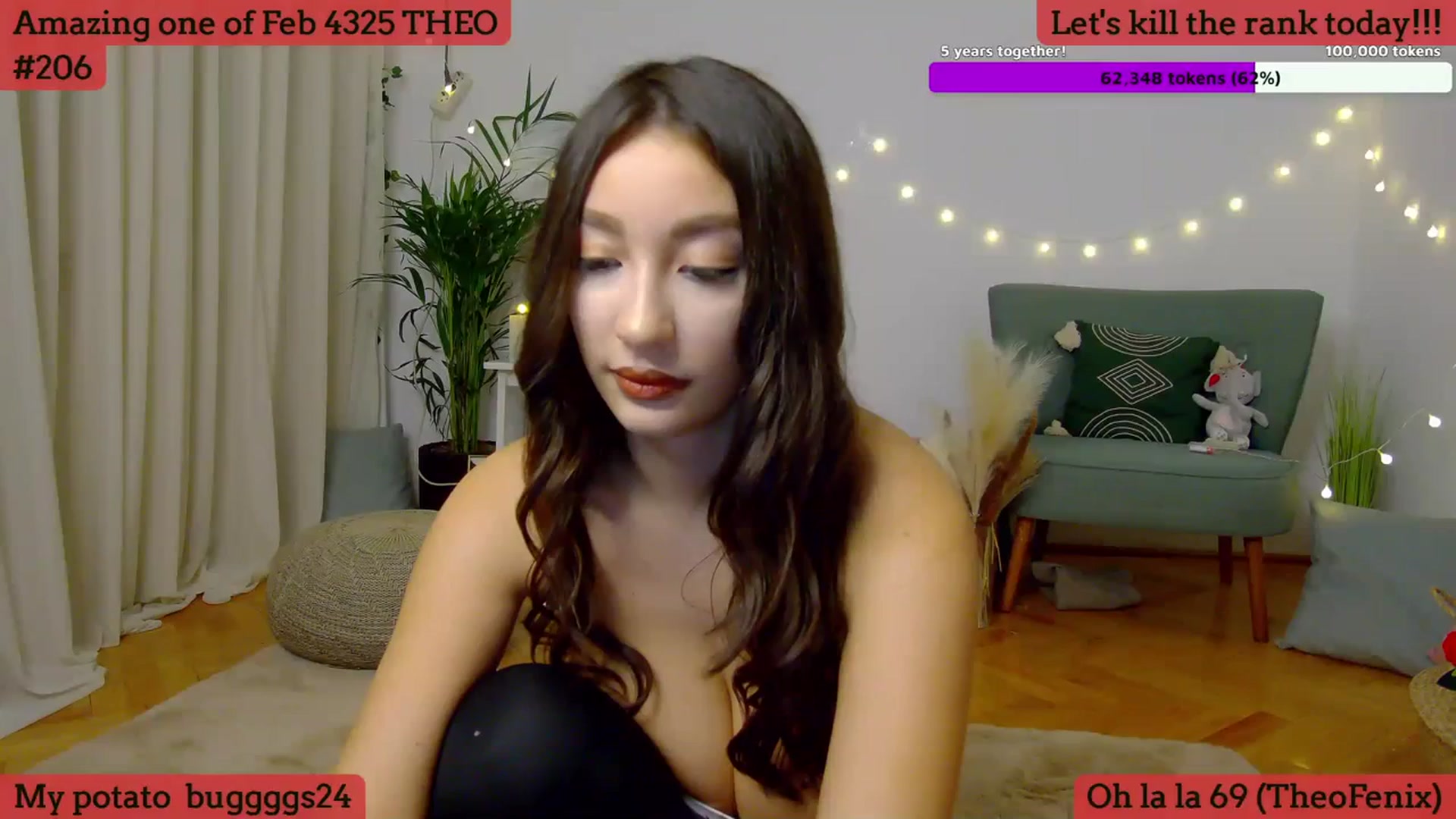 Gallery image thumbnail from SkyV_'s myfreecams stream on, 02/19/2024, 19:20 image 17 of 20