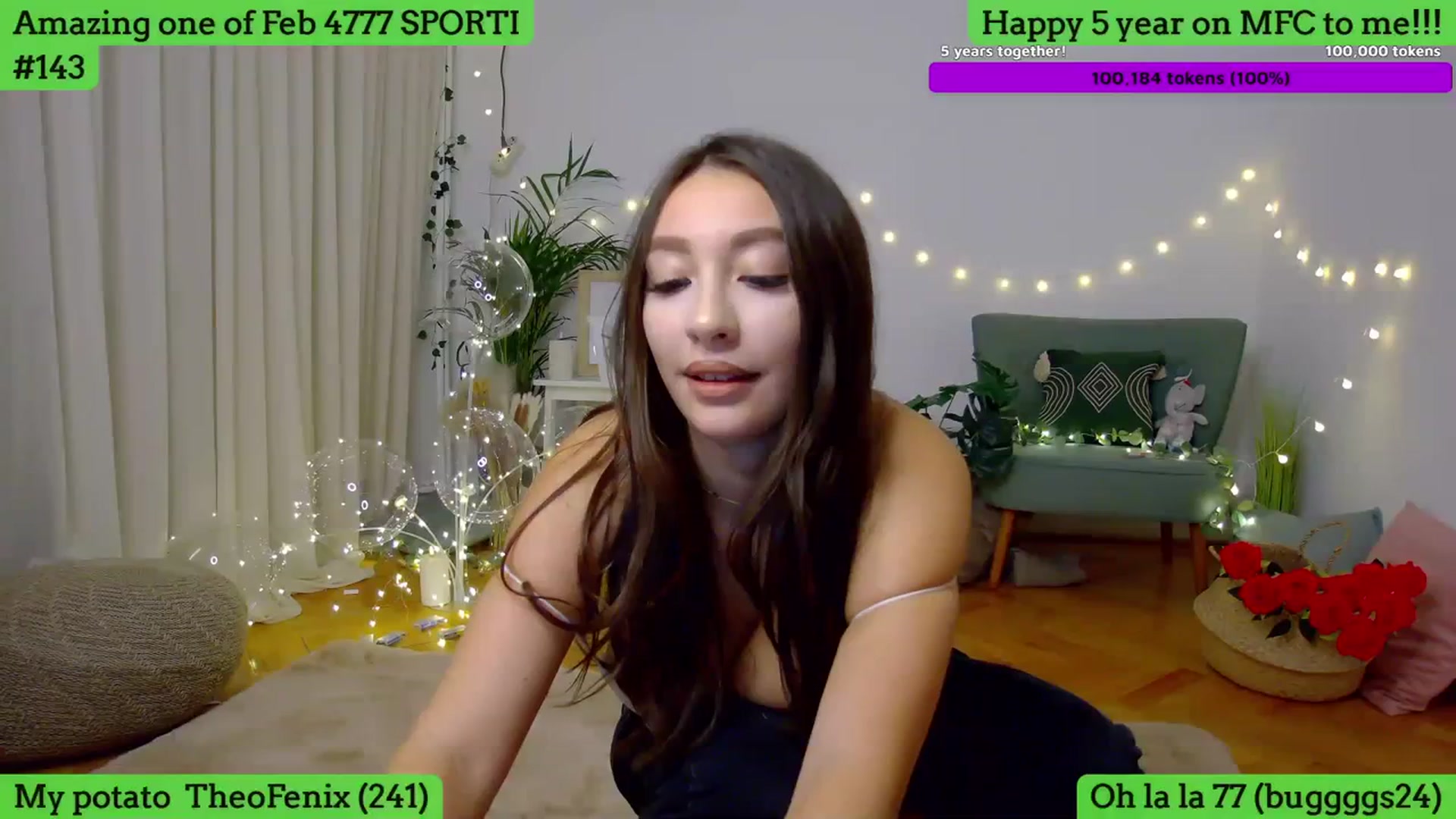 Gallery image thumbnail from SkyV_'s myfreecams stream on, 02/26/2024, 19:13 image 18 of 20