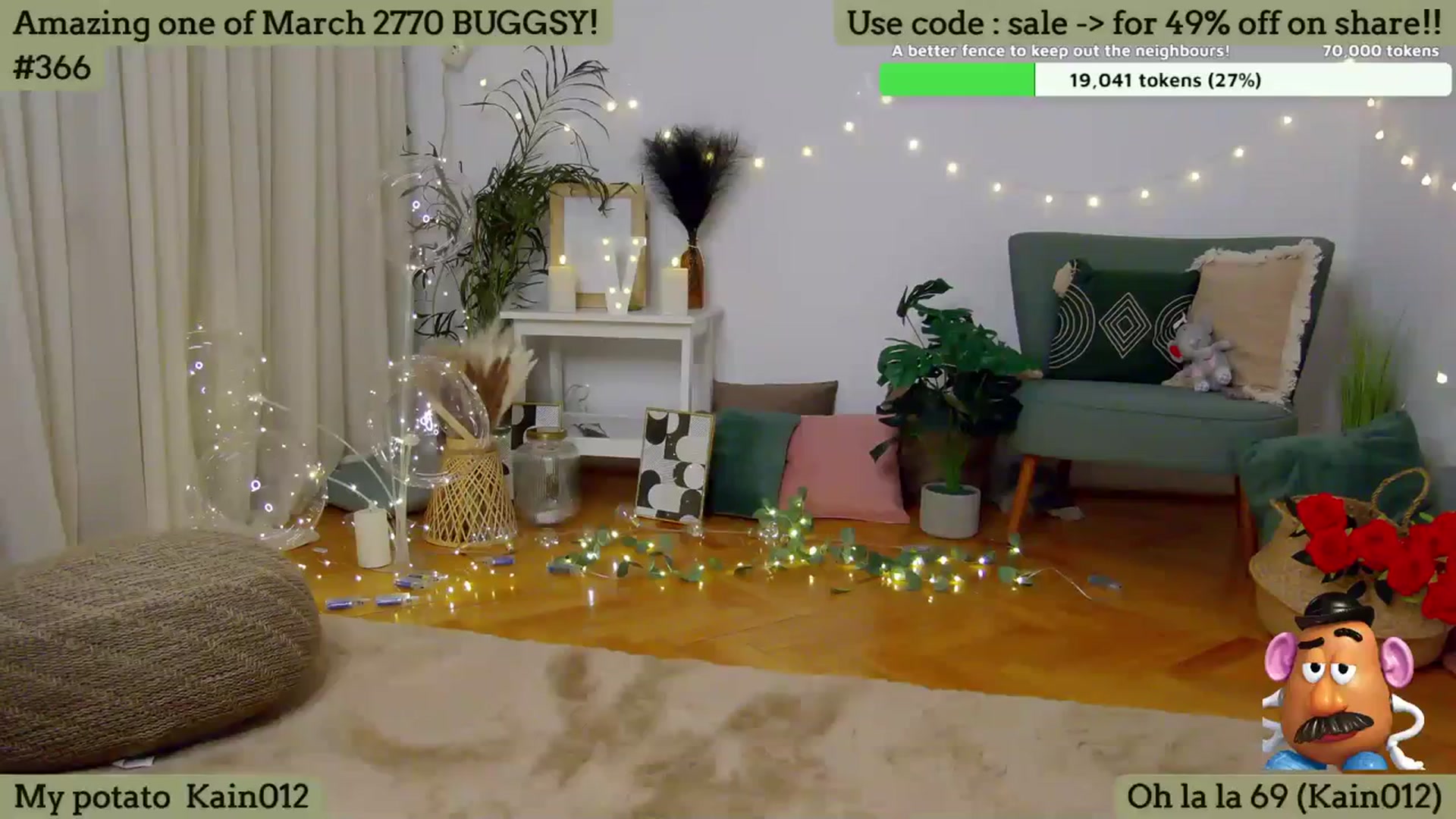 Gallery image thumbnail from SkyV_'s myfreecams stream on, 03/12/2024, 18:43 image 18 of 20