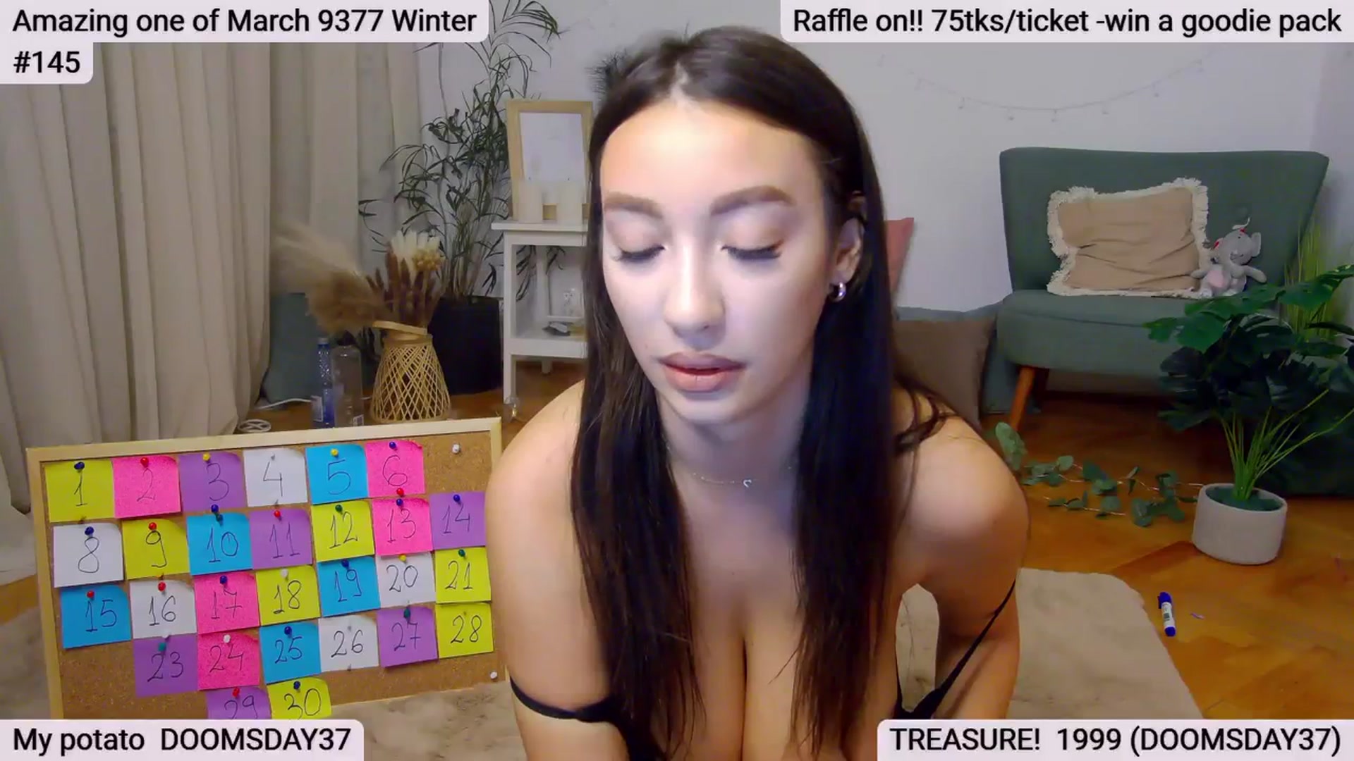 Gallery image thumbnail from SkyV_'s myfreecams stream on, 03/29/2024, 18:07 image 11 of 20
