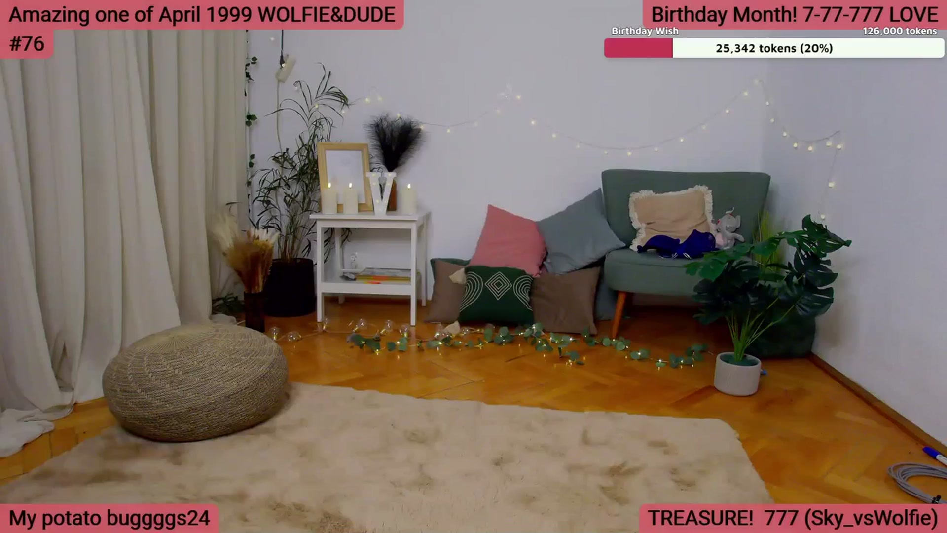 Gallery image thumbnail from SkyV_'s myfreecams stream on, 04/05/2024, 21:11 image 4 of 20