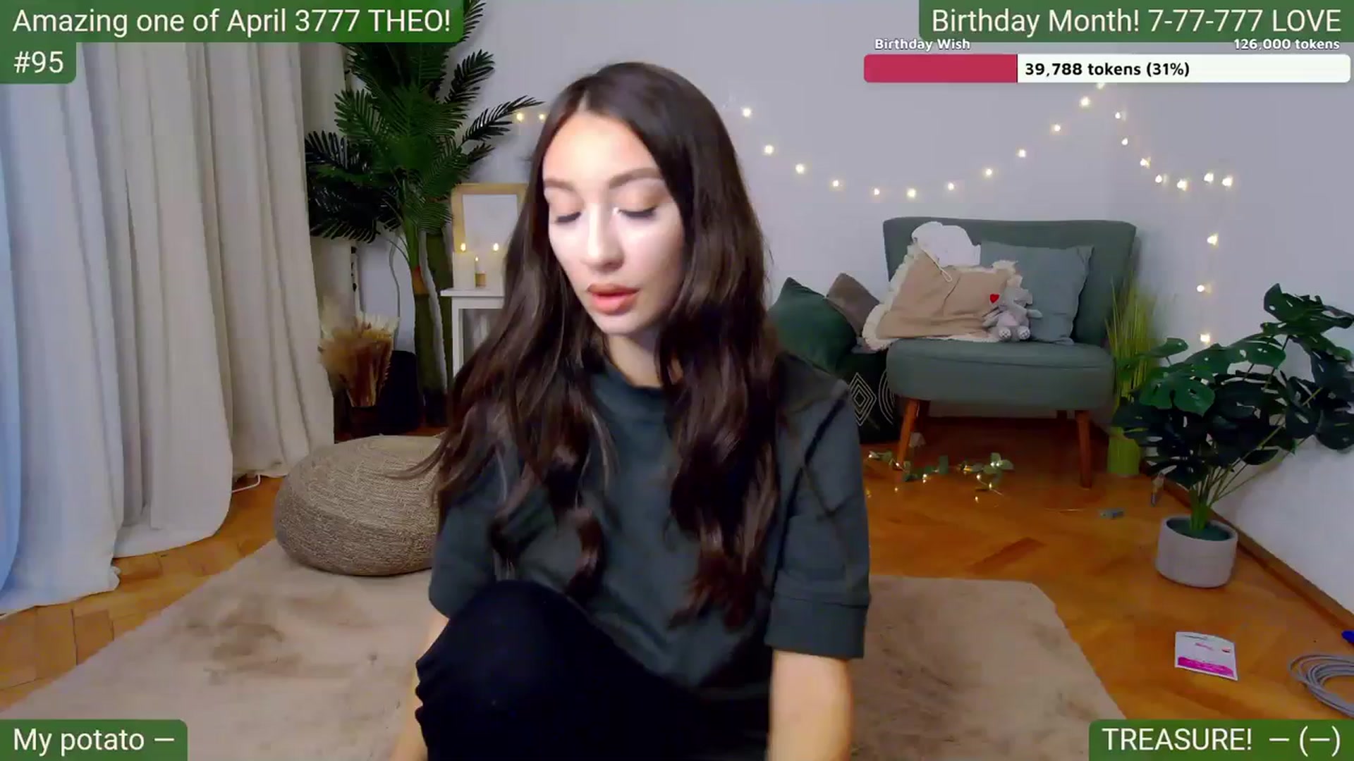 Gallery image thumbnail from SkyV_'s myfreecams stream on, 04/08/2024, 17:07 image 1 of 20