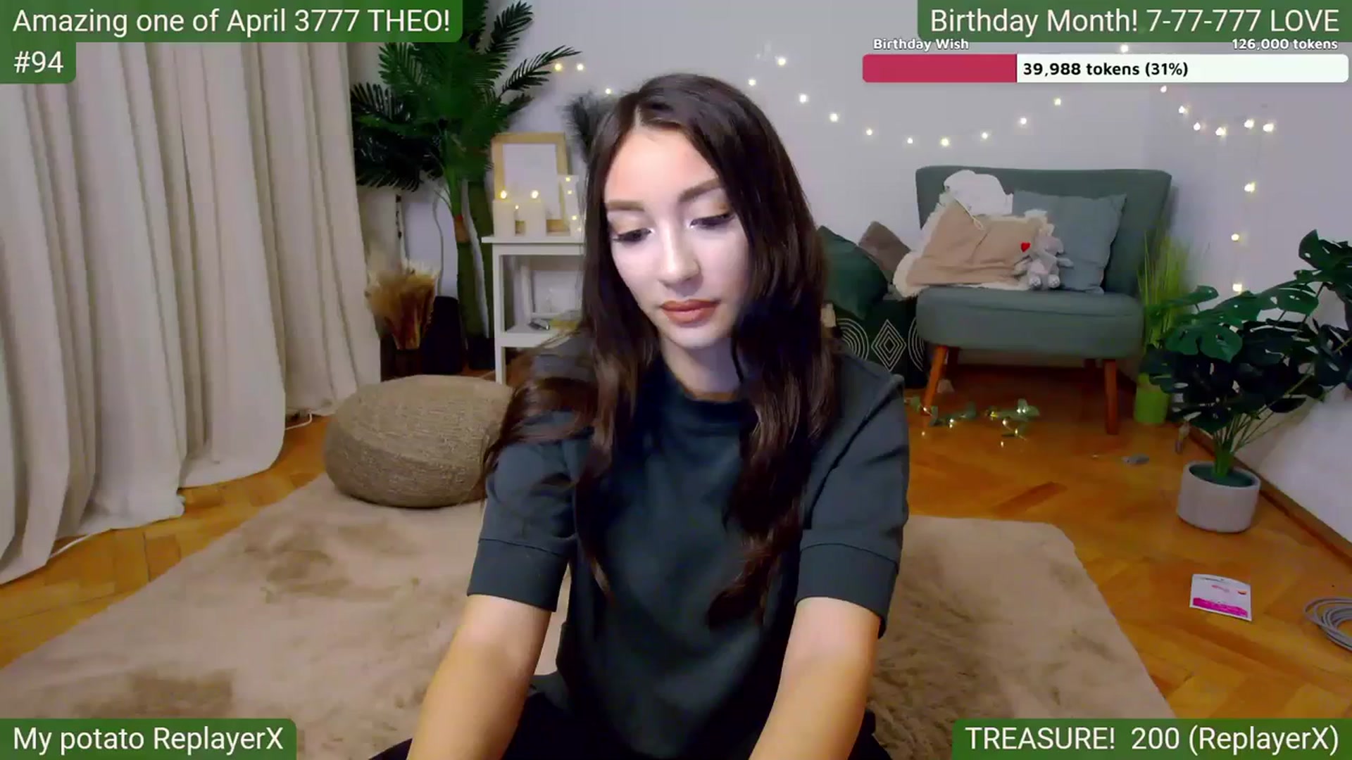 Gallery image thumbnail from SkyV_'s myfreecams stream on, 04/08/2024, 17:43 image 12 of 20