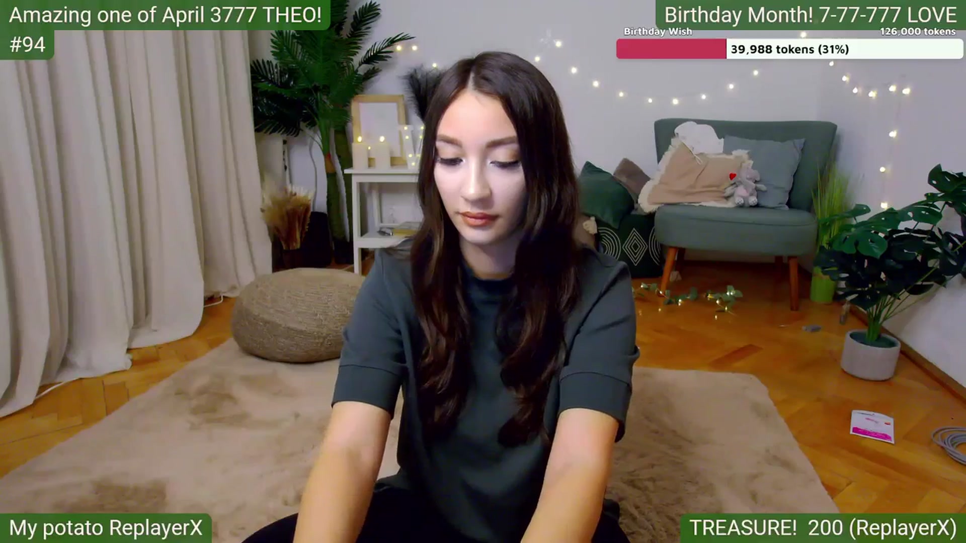 Gallery image thumbnail from SkyV_'s myfreecams stream on, 04/08/2024, 17:43 image 7 of 20