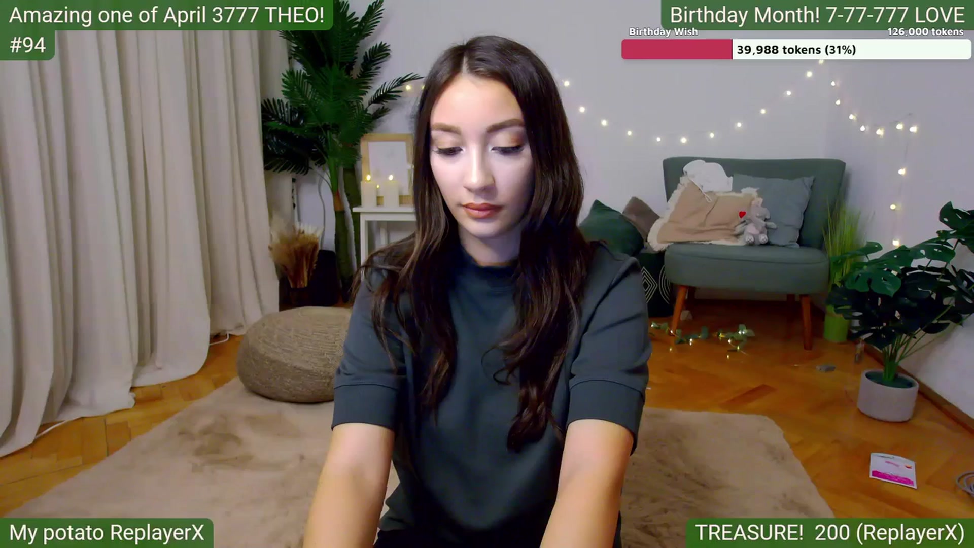 Gallery image thumbnail from SkyV_'s myfreecams stream on, 04/08/2024, 17:43 image 15 of 20