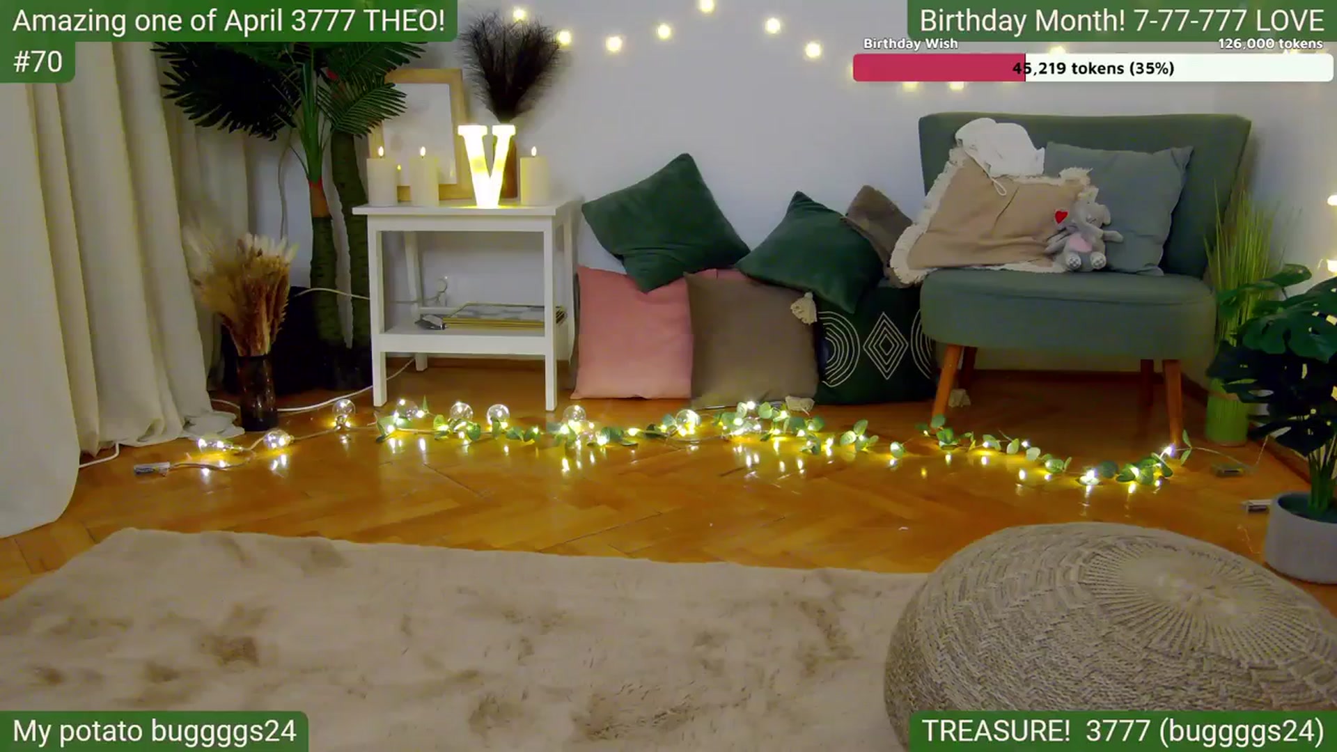 Gallery image thumbnail from SkyV_'s myfreecams stream on, 04/08/2024, 21:53 image 9 of 20