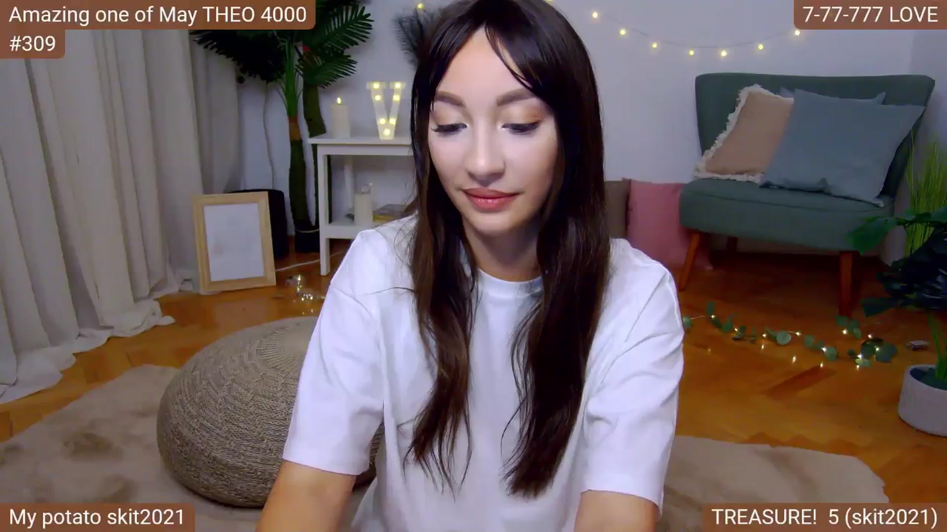 Gallery image thumbnail from SkyV_'s myfreecams stream on, 05/12/2024, 19:18 image 16 of 20