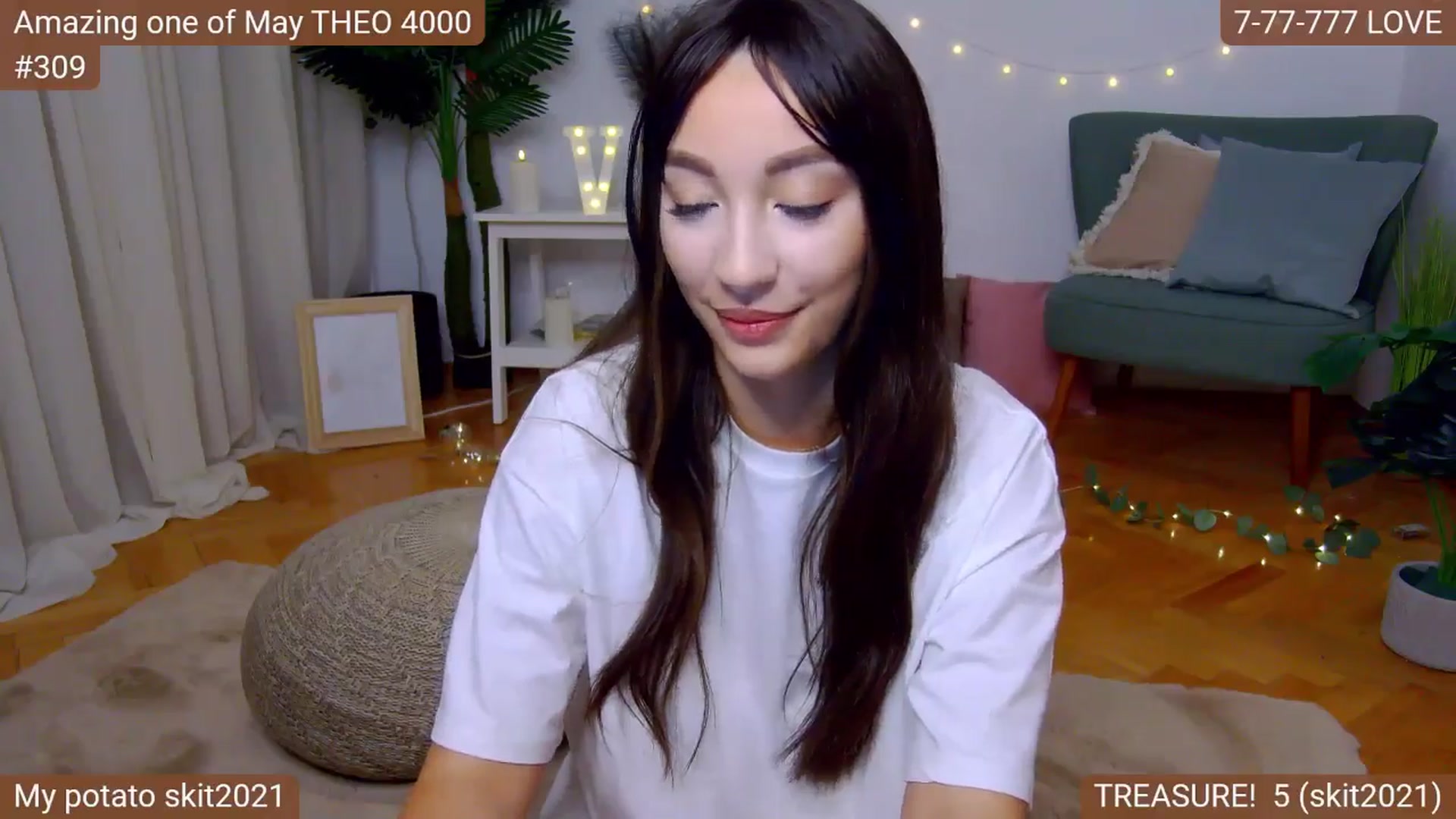 Gallery image thumbnail from SkyV_'s myfreecams stream on, 05/12/2024, 19:18 image 13 of 20