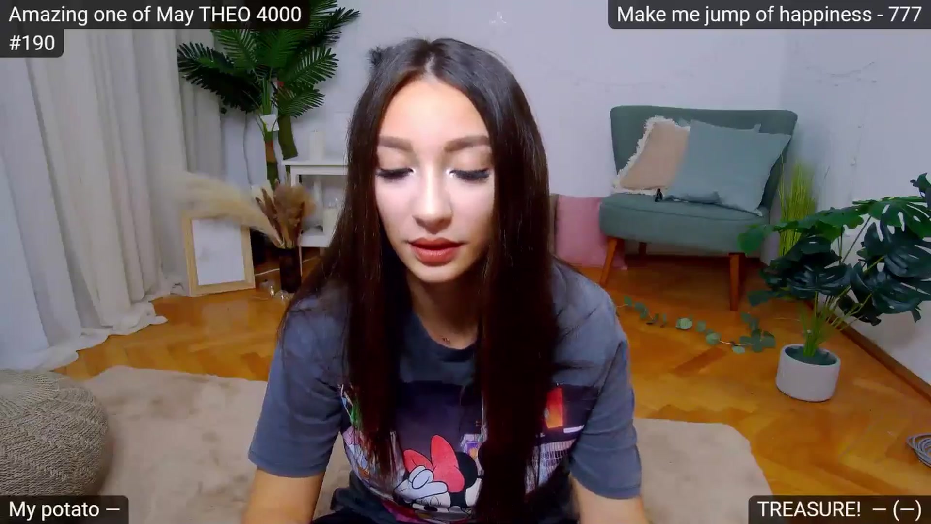 Gallery image thumbnail from SkyV_'s myfreecams stream on, 05/17/2024, 17:25 image 6 of 20