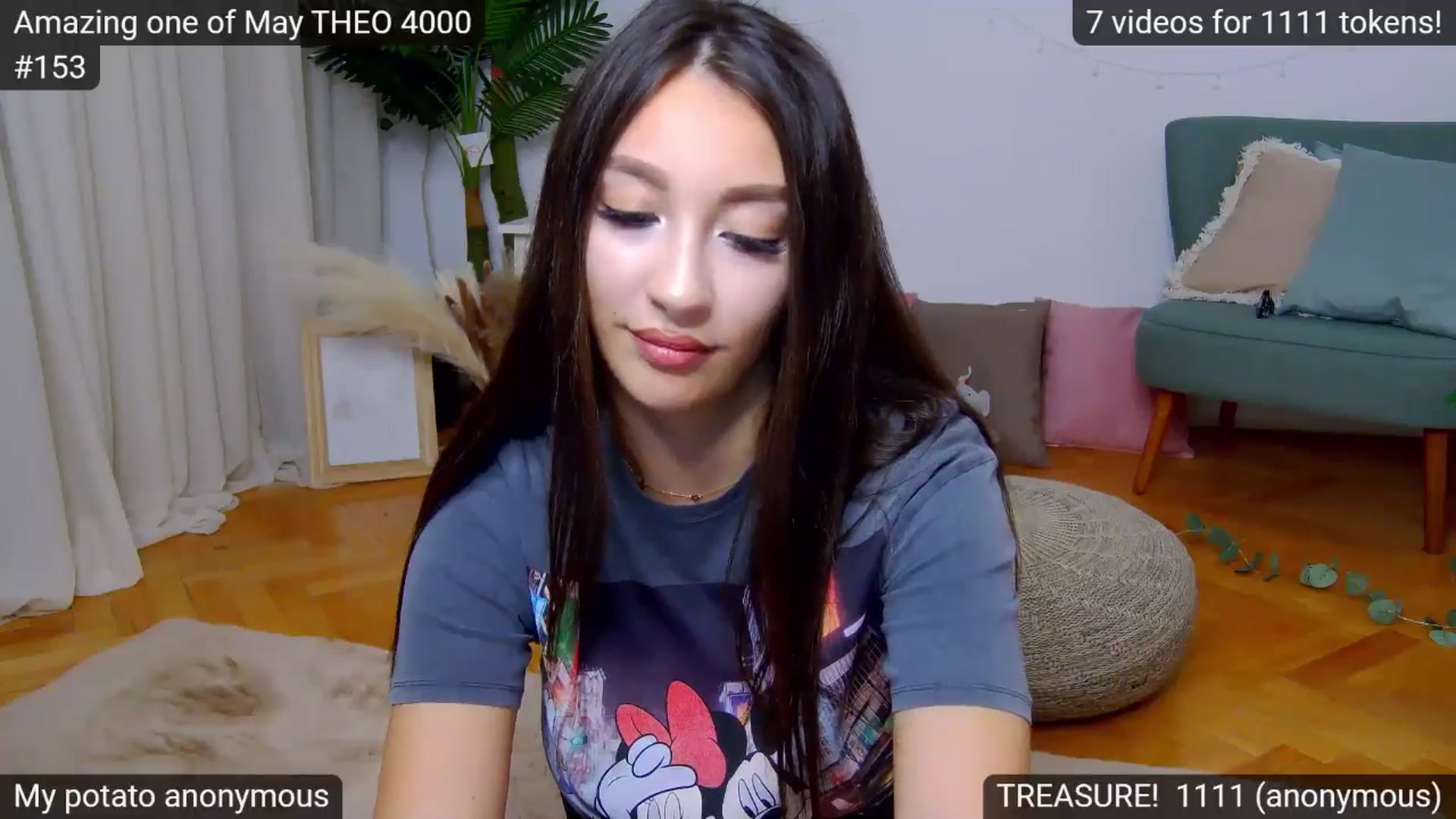 Gallery image thumbnail from SkyV_'s myfreecams stream on, 05/17/2024, 21:42 image 15 of 20