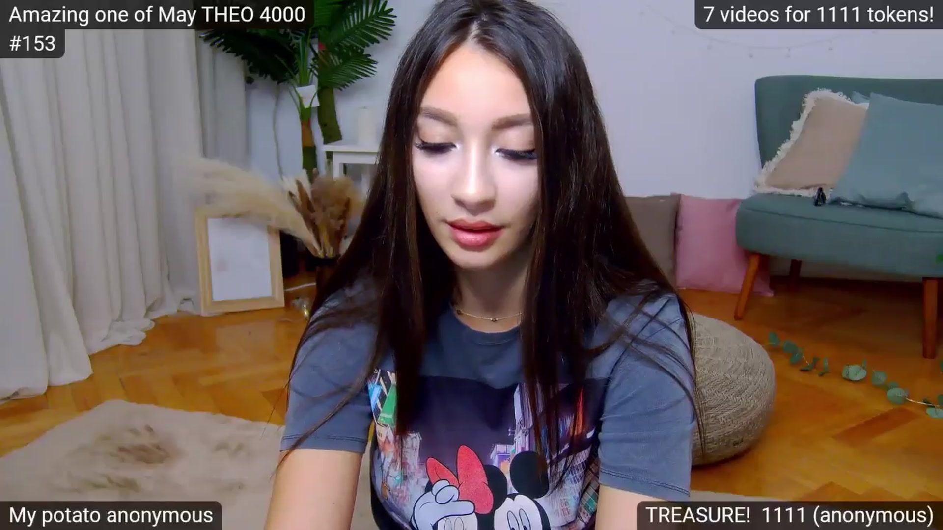 Gallery image thumbnail from SkyV_'s myfreecams stream on, 05/17/2024, 21:42 image 6 of 20