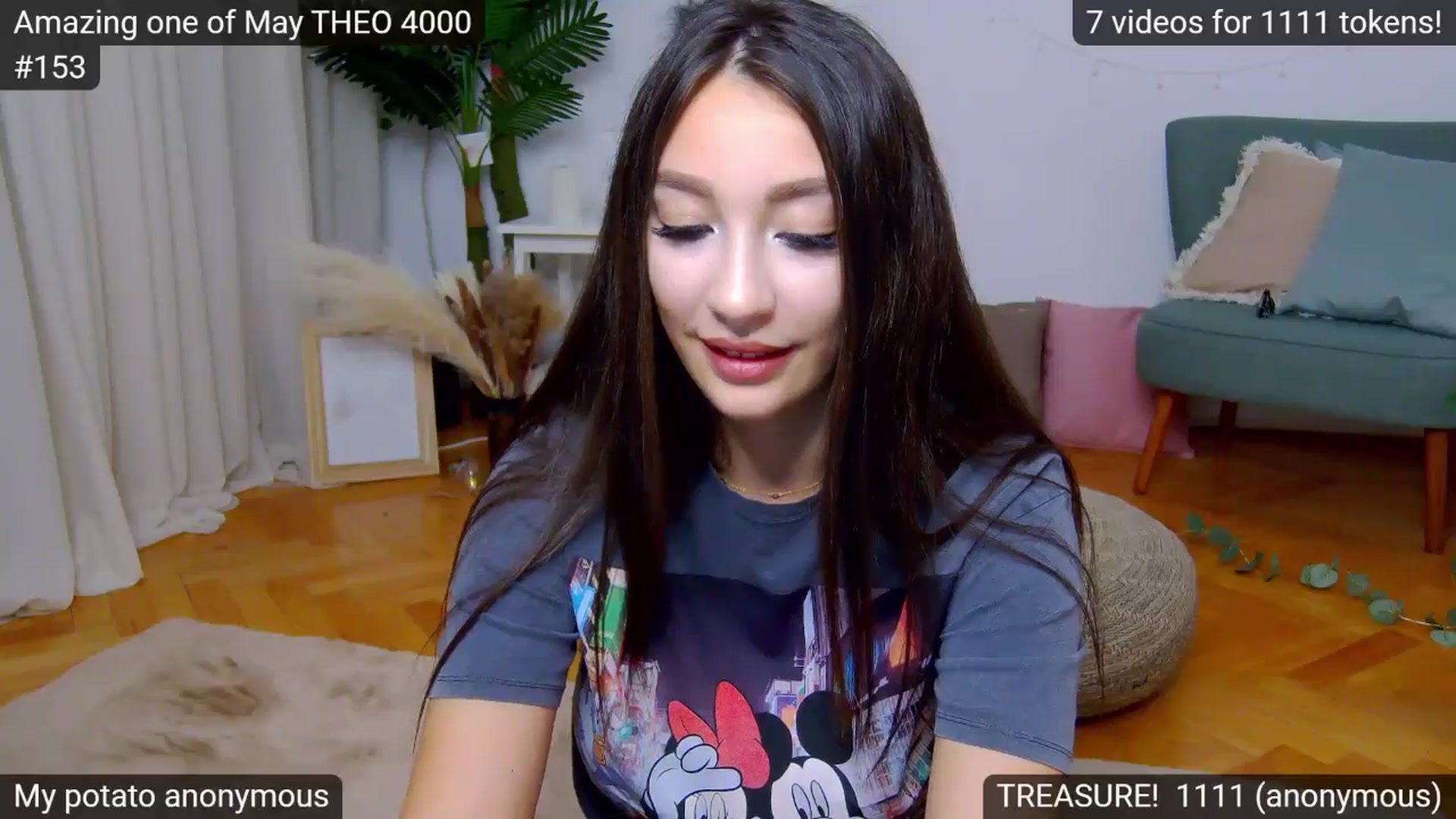 Gallery image thumbnail from SkyV_'s myfreecams stream on, 05/17/2024, 21:42 image 4 of 20