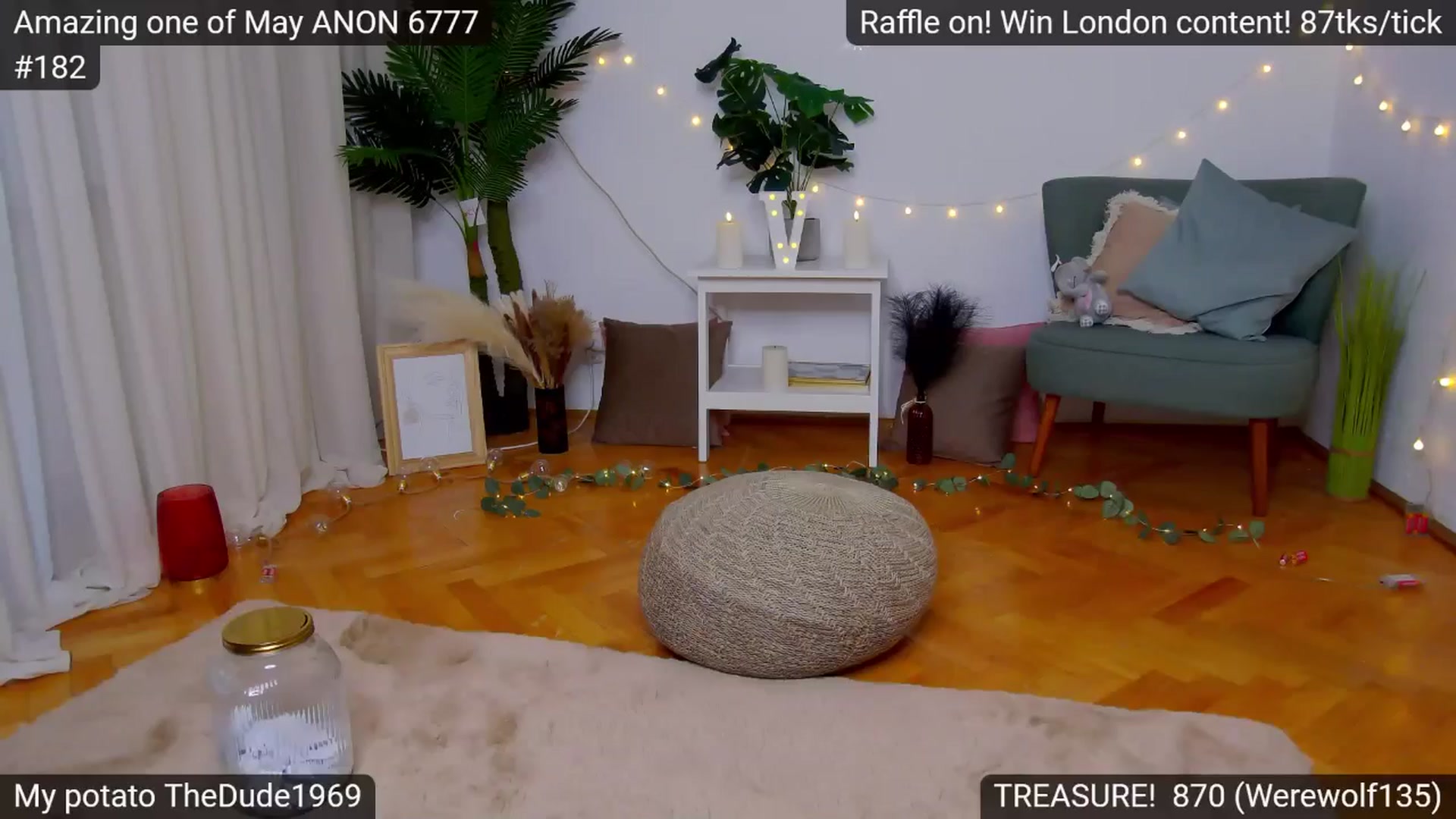 Gallery image thumbnail from SkyV_'s myfreecams stream on, 05/31/2024, 17:38 image 18 of 20