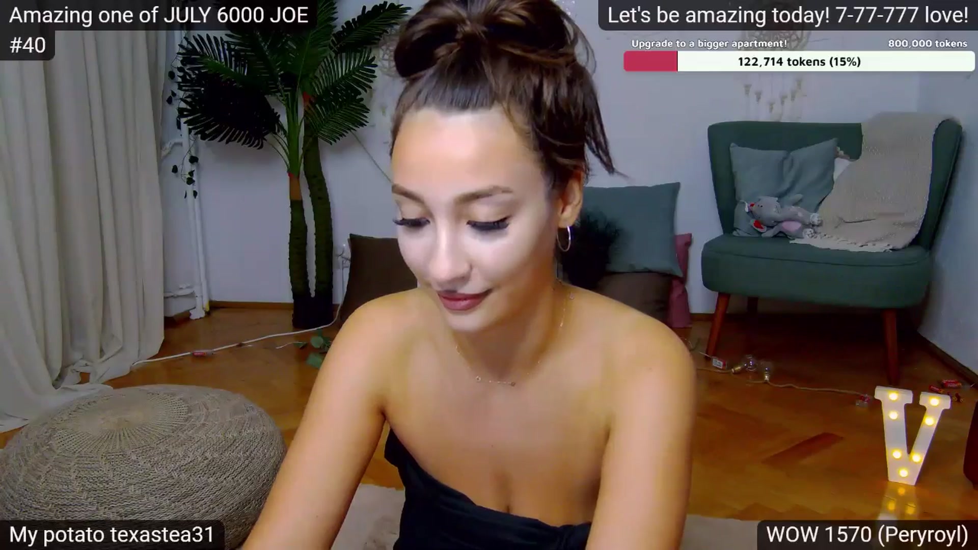 Gallery image thumbnail from SkyV_'s myfreecams stream on, 07/15/2024, 21:57 image 12 of 20