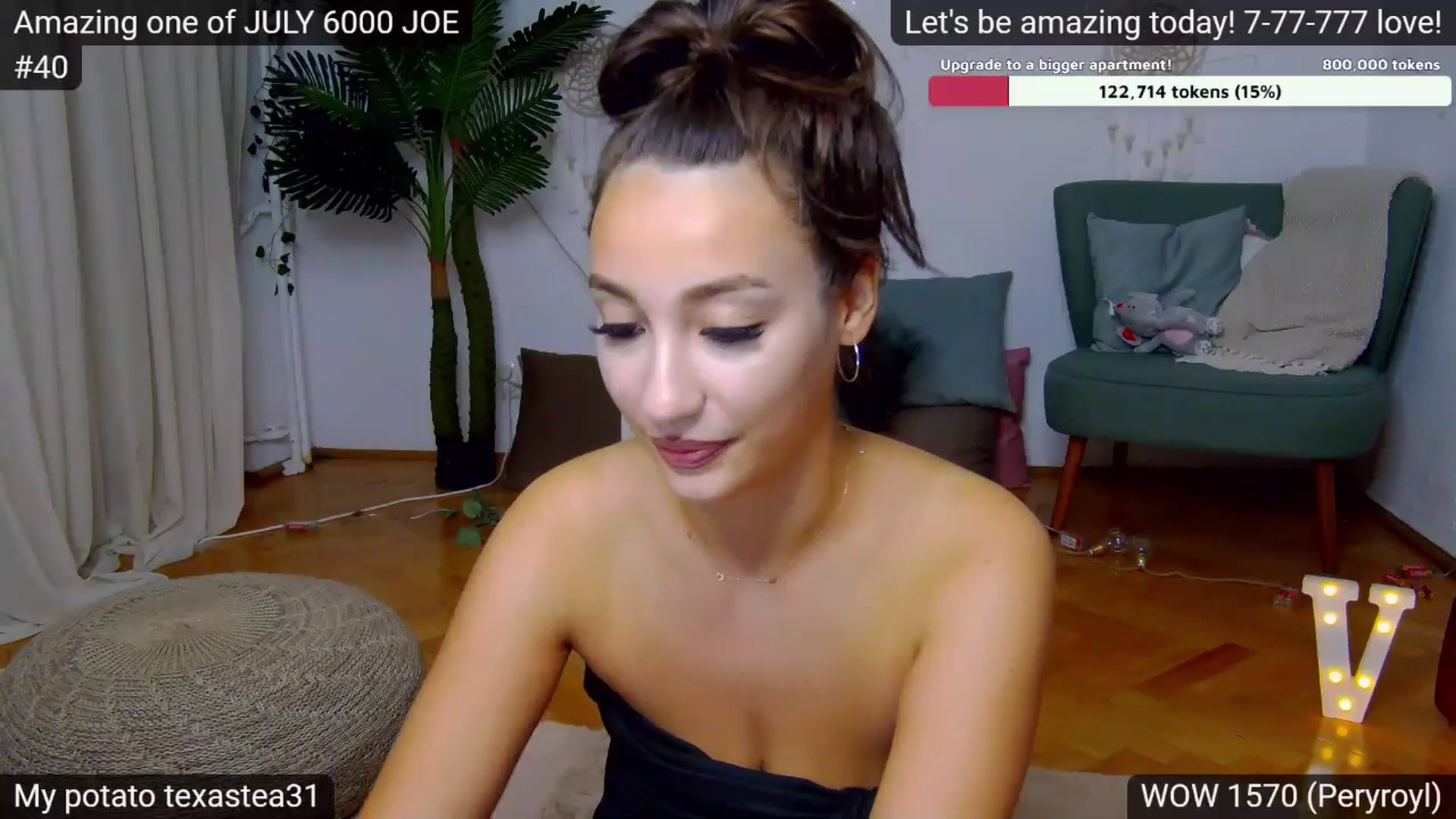 Gallery image thumbnail from SkyV_'s myfreecams stream on, 07/15/2024, 21:57 image 11 of 20