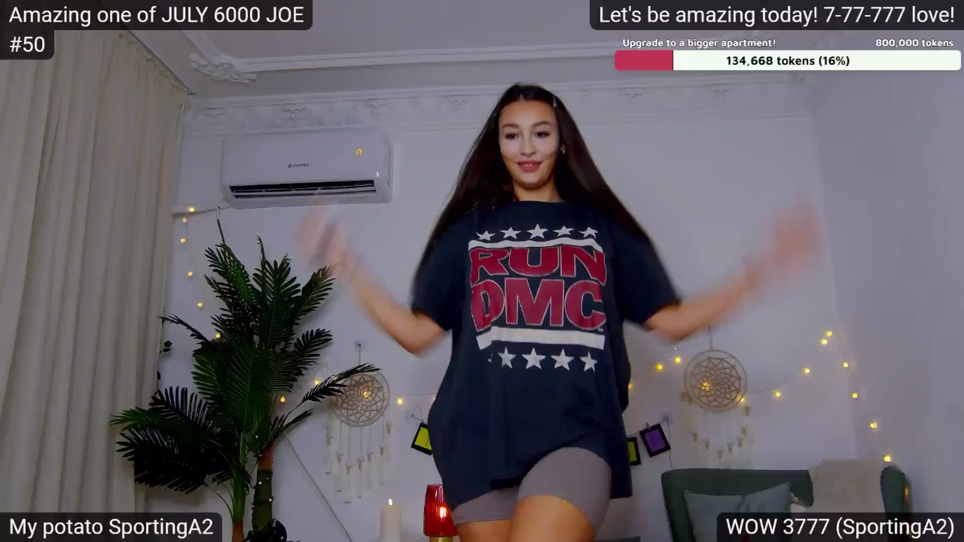 Gallery image thumbnail from SkyV_'s myfreecams stream on, 07/19/2024, 20:09 image 17 of 20