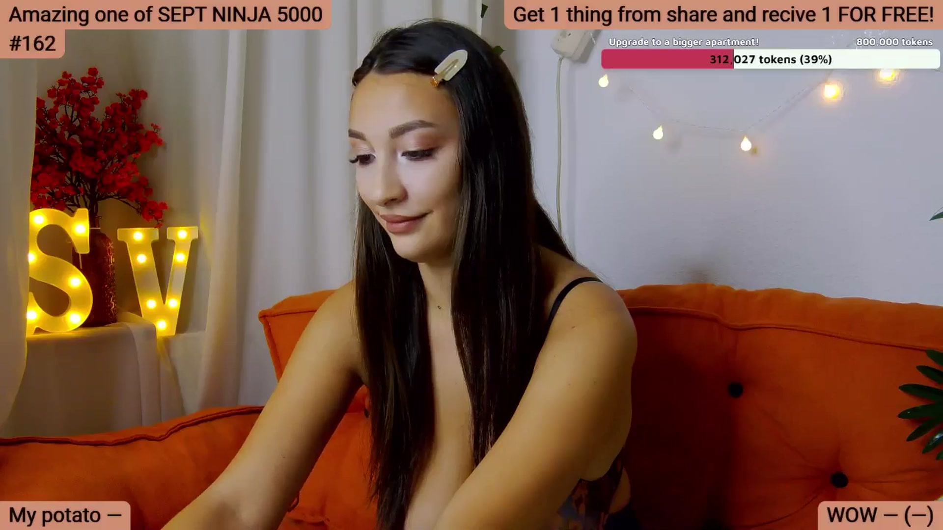 Gallery image thumbnail from SkyV_'s myfreecams stream on, 09/16/2024, 18:06 image 4 of 20