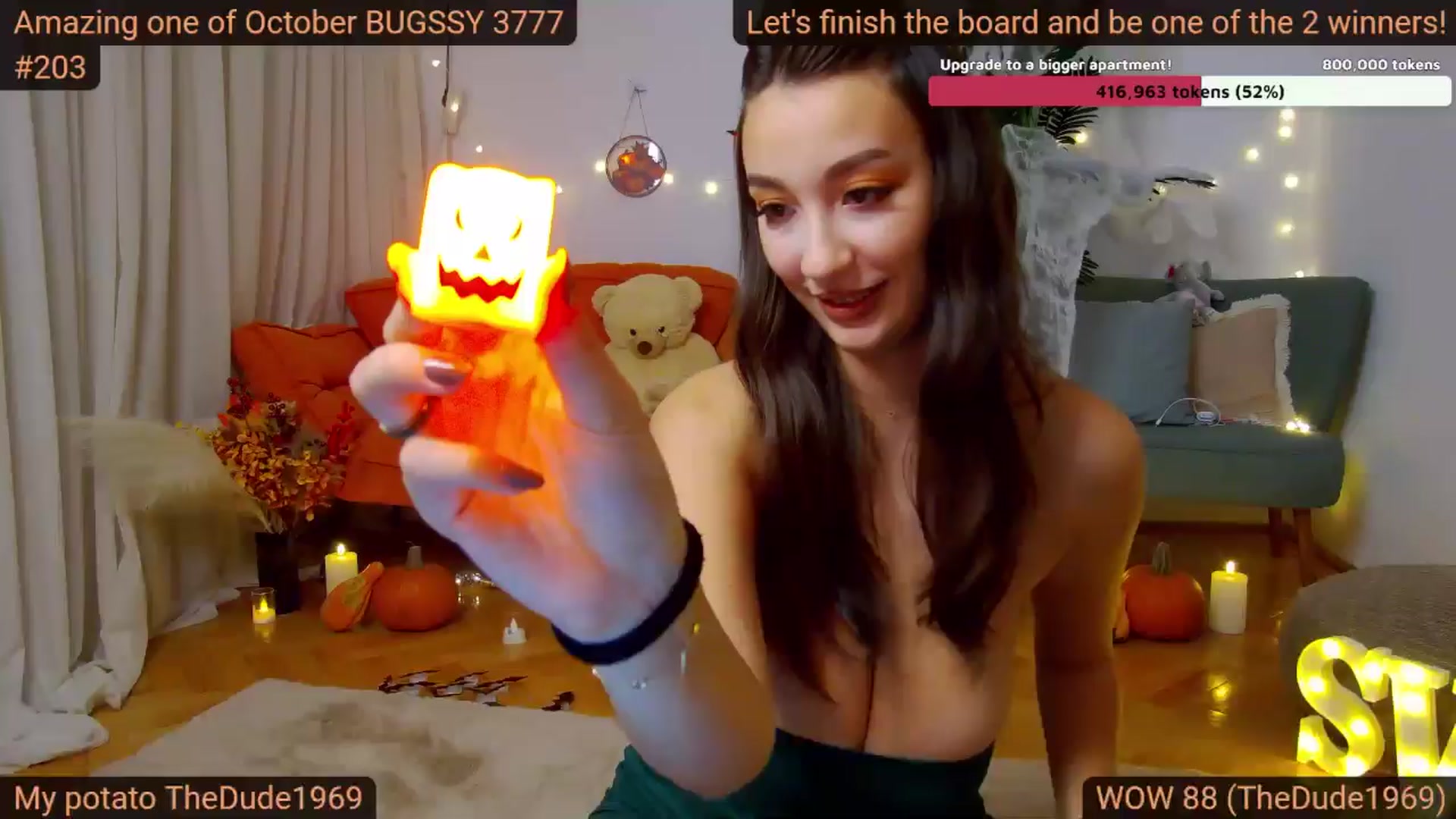 Gallery image thumbnail from SkyV_'s myfreecams stream on, 10/13/2024, 18:02 image 6 of 20